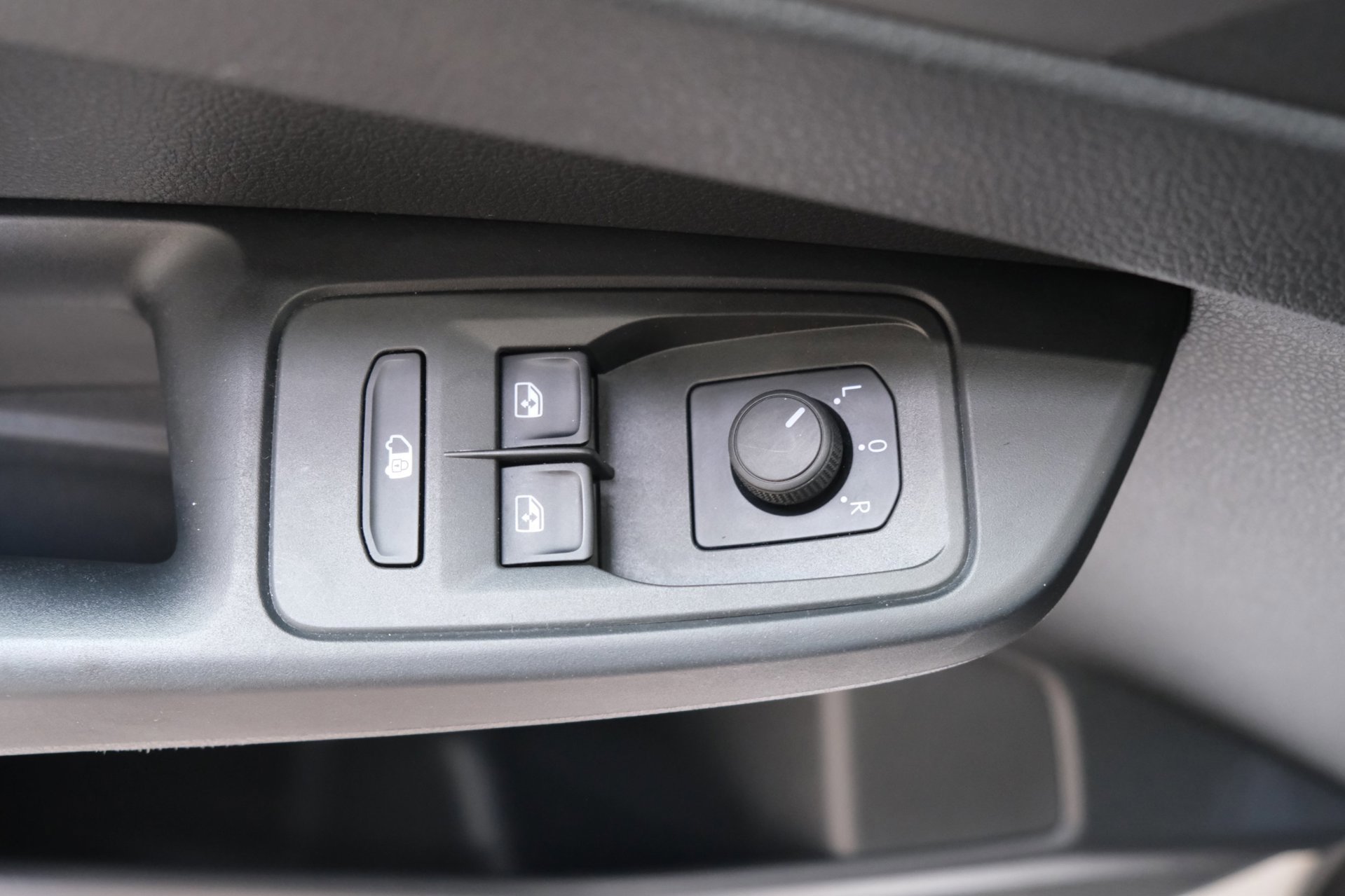 Volkswagen Caddy Cargo 2.0 TDI Comfort (2023), foto 13