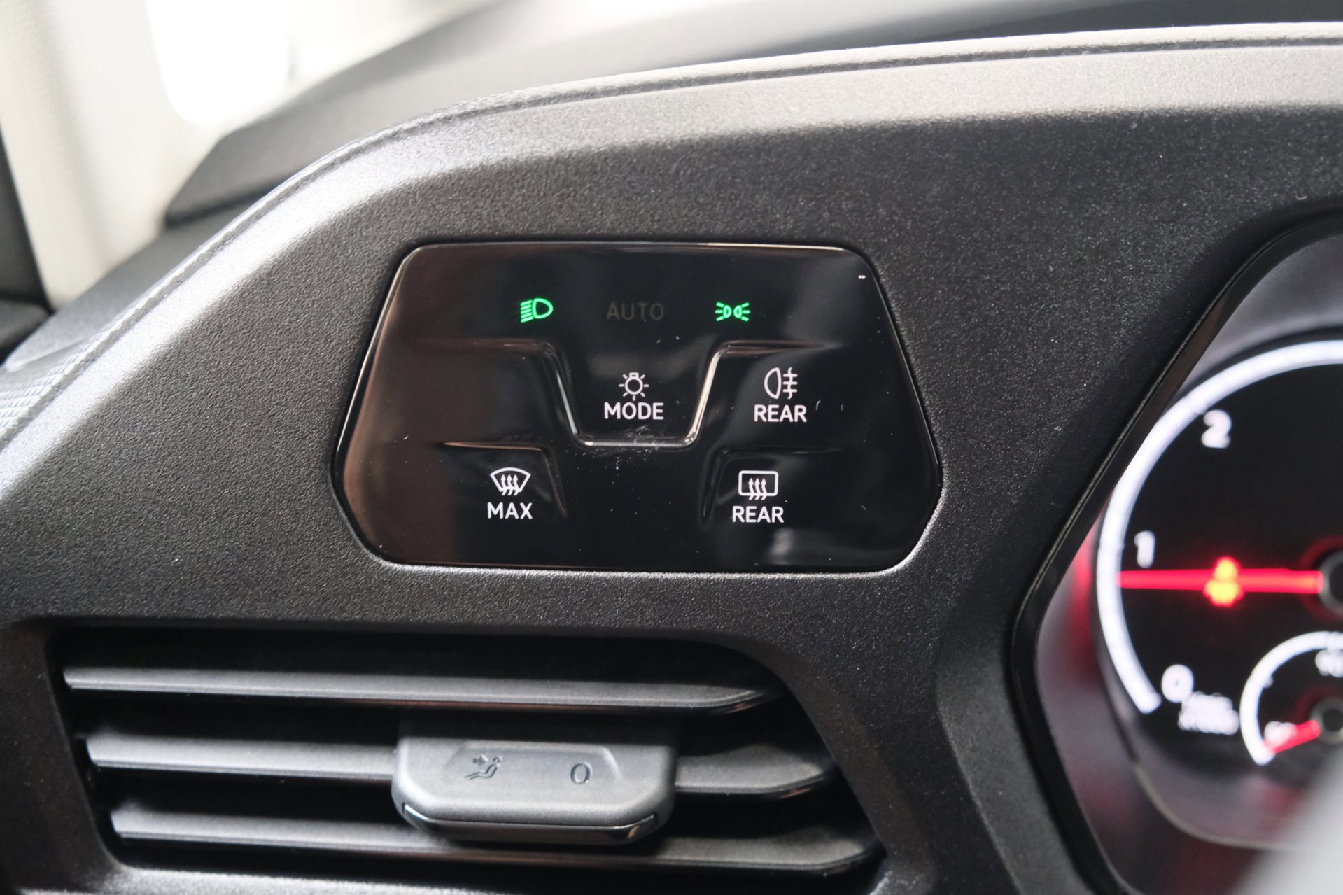 Volkswagen Caddy Cargo 2.0 TDI Comfort (2023), foto 22