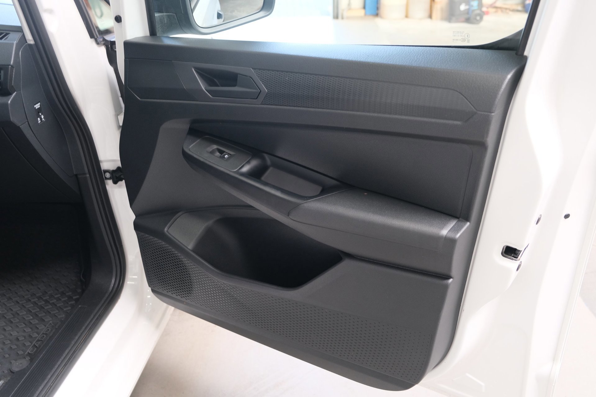 Volkswagen Caddy Cargo 2.0 TDI Comfort (2023), foto 5