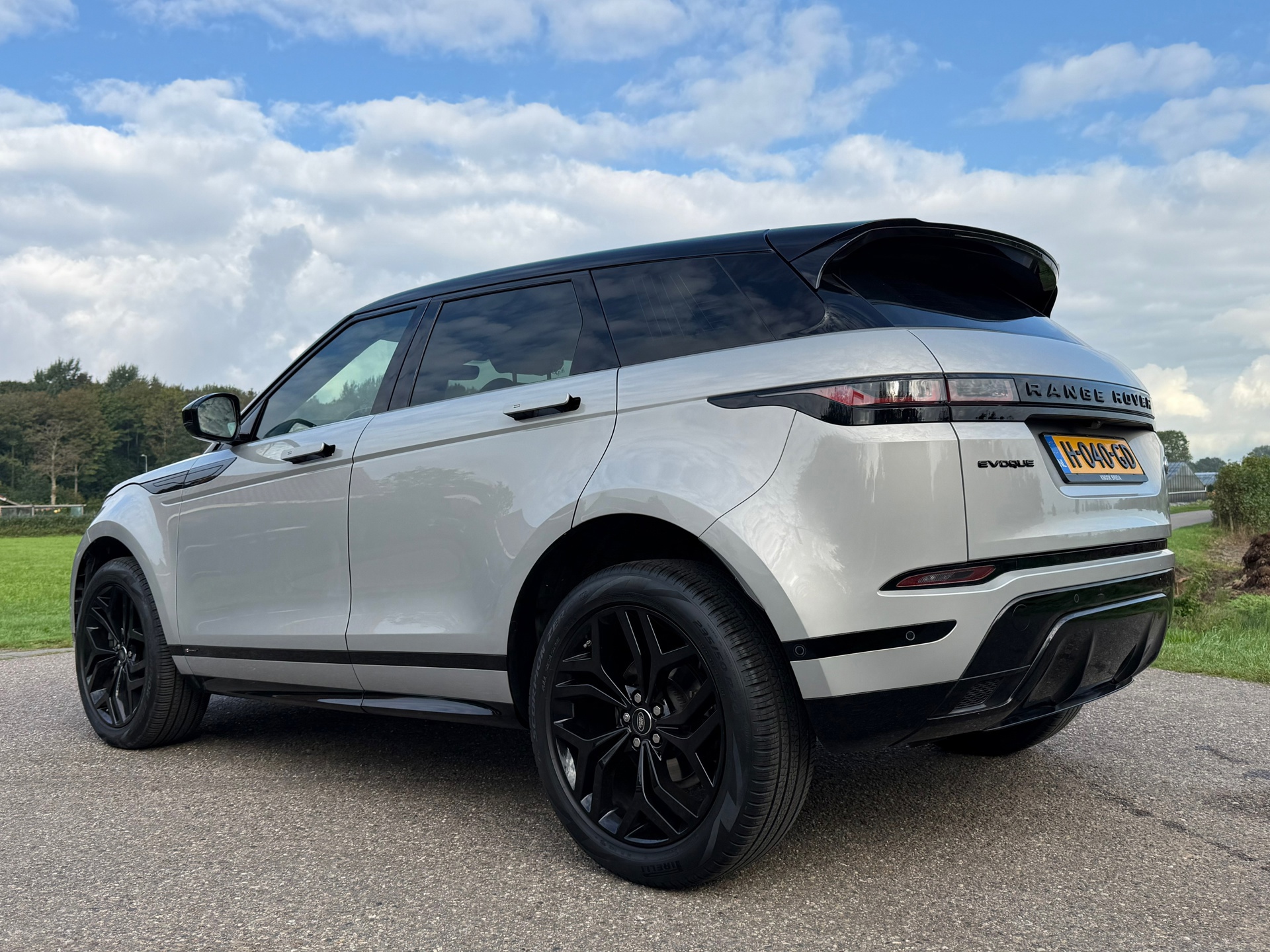 Land Rover Range Evoque 2.0 P200 AWD R-Dynamic HSE (2020), foto 3