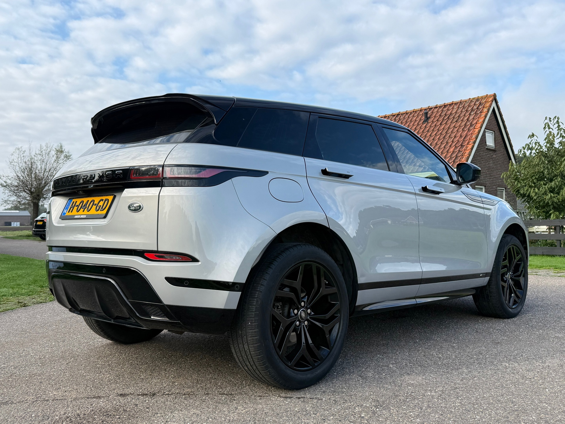 Land Rover Range Evoque 2.0 P200 AWD R-Dynamic HSE (2020), foto 30