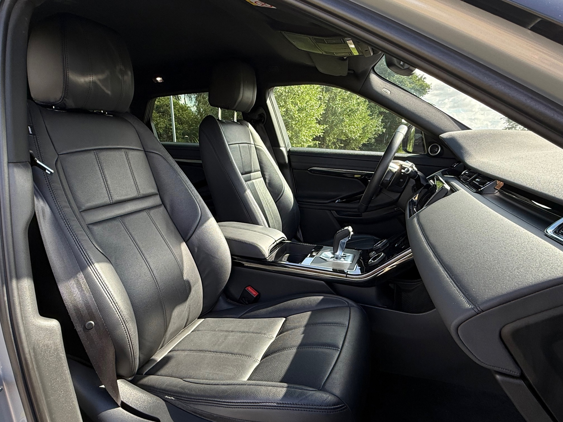 Land Rover Range Evoque 2.0 P200 AWD R-Dynamic HSE (2020), foto 10
