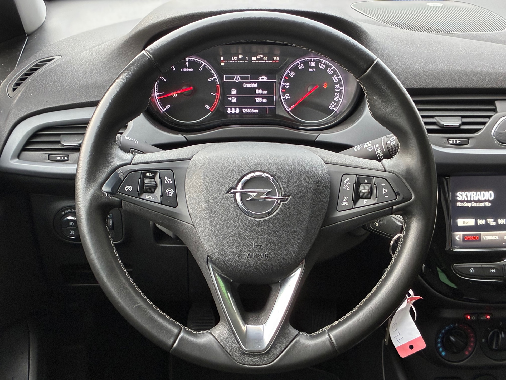 Opel Corsa 1.4 Favourite (2018), foto 2