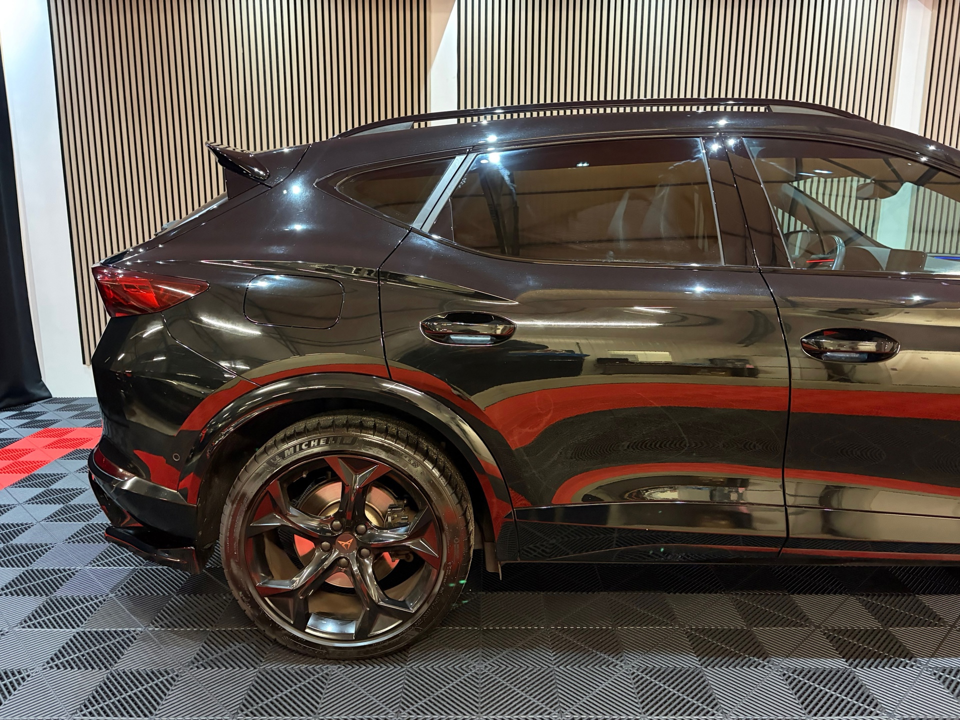 CUPRA Formentor 2.0 TSI 4DRIVE 310 PK Black Style Maxton Set (2022), foto 5