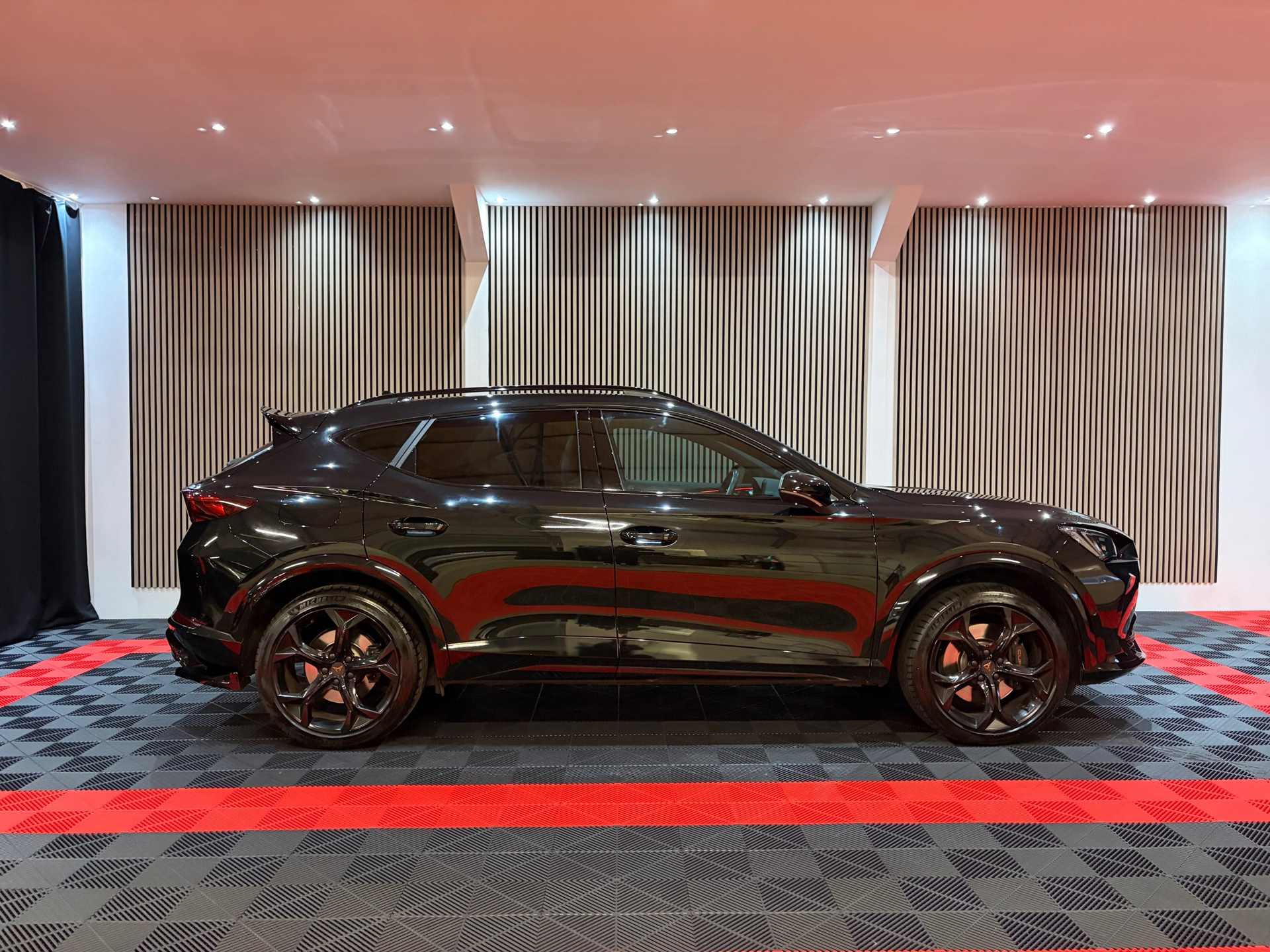 CUPRA Formentor 2.0 TSI 4DRIVE 310 PK Black Style Maxton Set (2022), foto 10