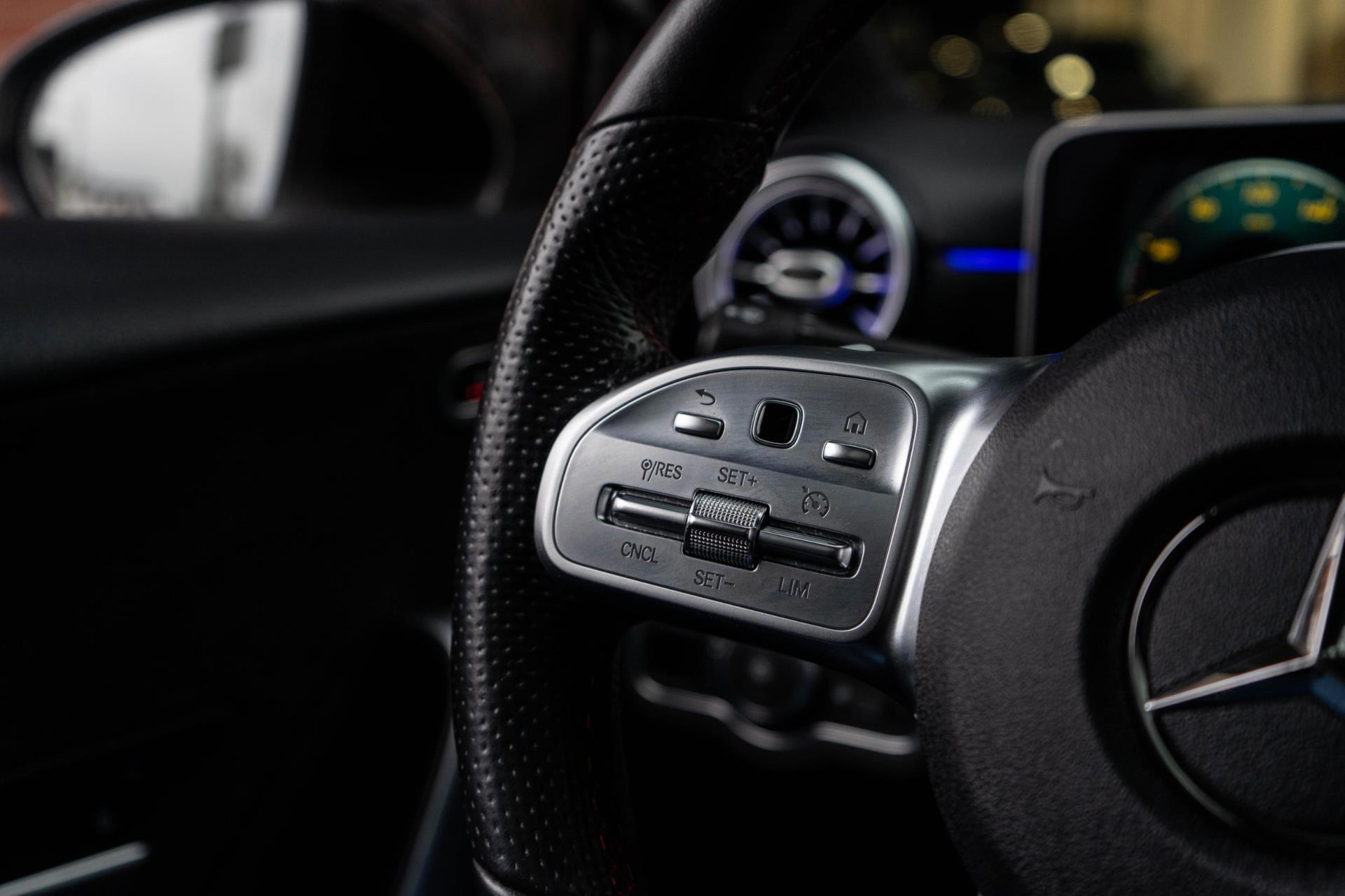 Mercedes-Benz A-klasse 200 AMG Line (2019), foto 21
