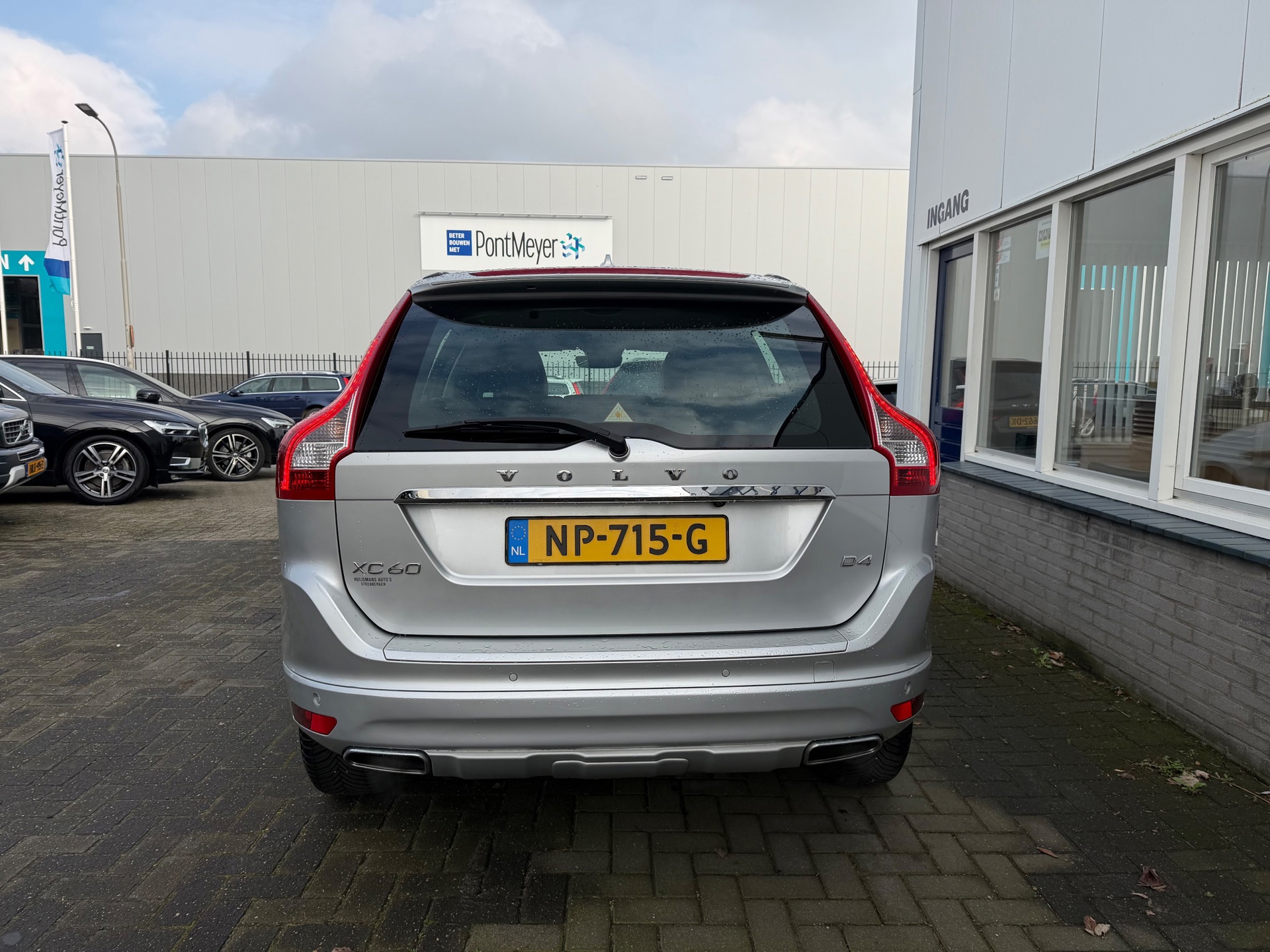 Volvo XC60 2.0 D4 FWD SUMMUM (2017), foto 9