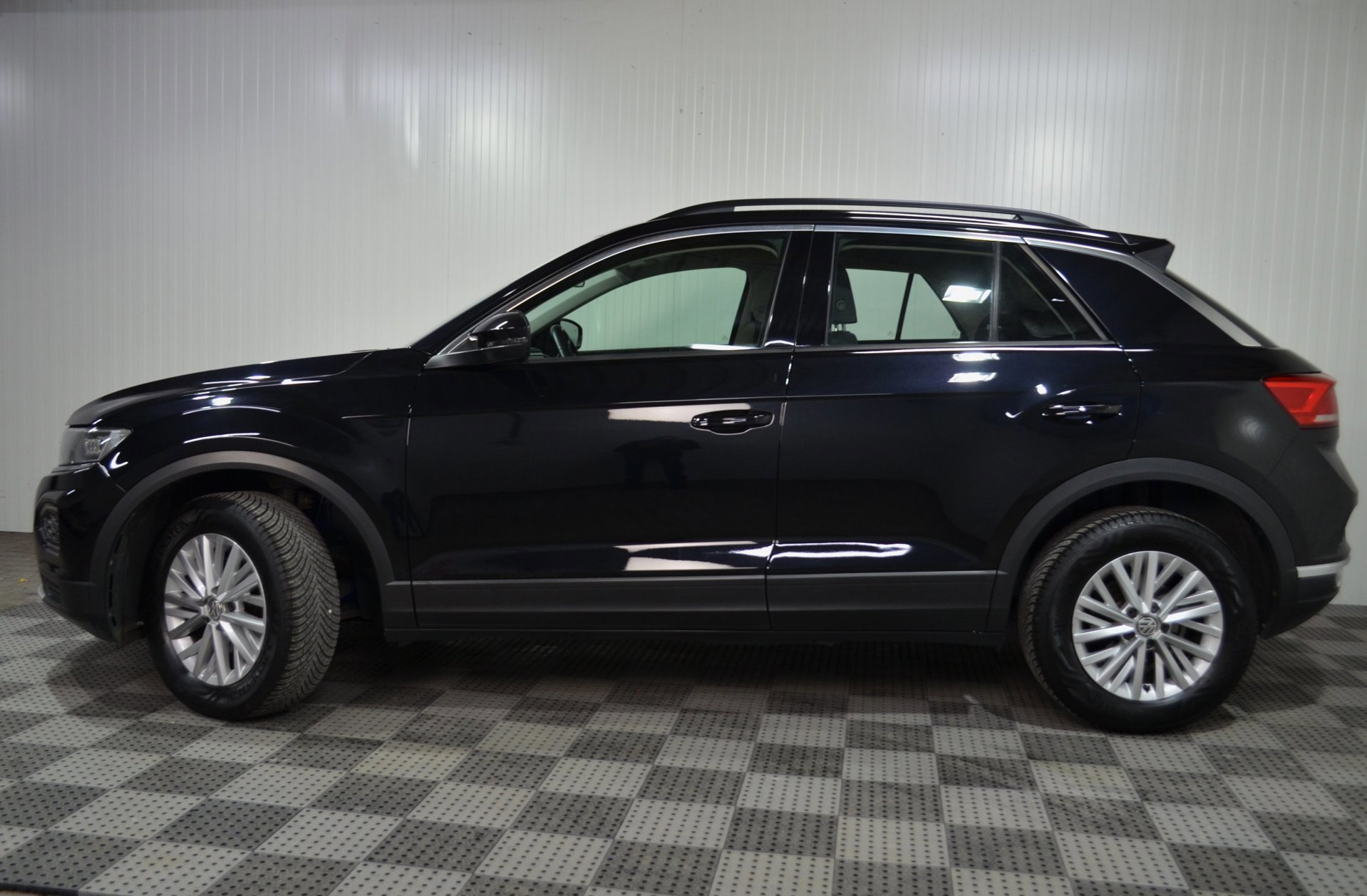 Volkswagen T-Roc 1.5 TSI Sport Business (2019), foto 3