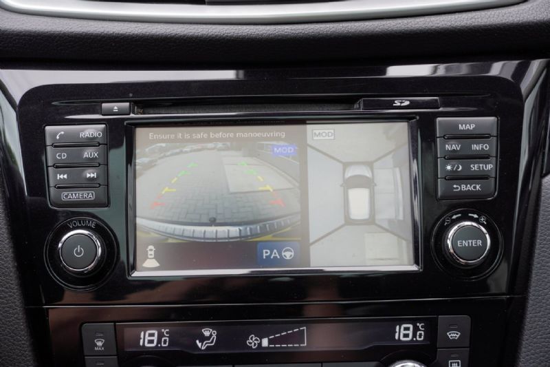 Nissan Qashqai 1.5 dCi Tekna 360cam (2017), foto 25