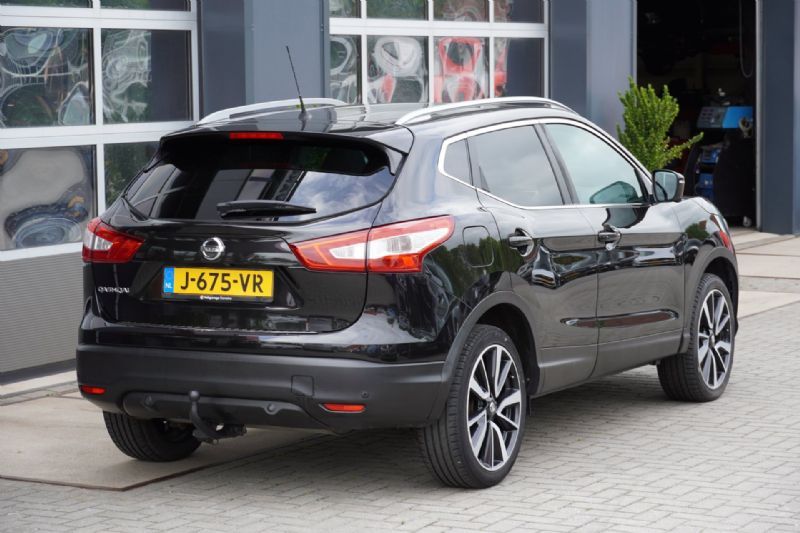 Nissan Qashqai 1.5 dCi Tekna 360cam (2017), foto 8