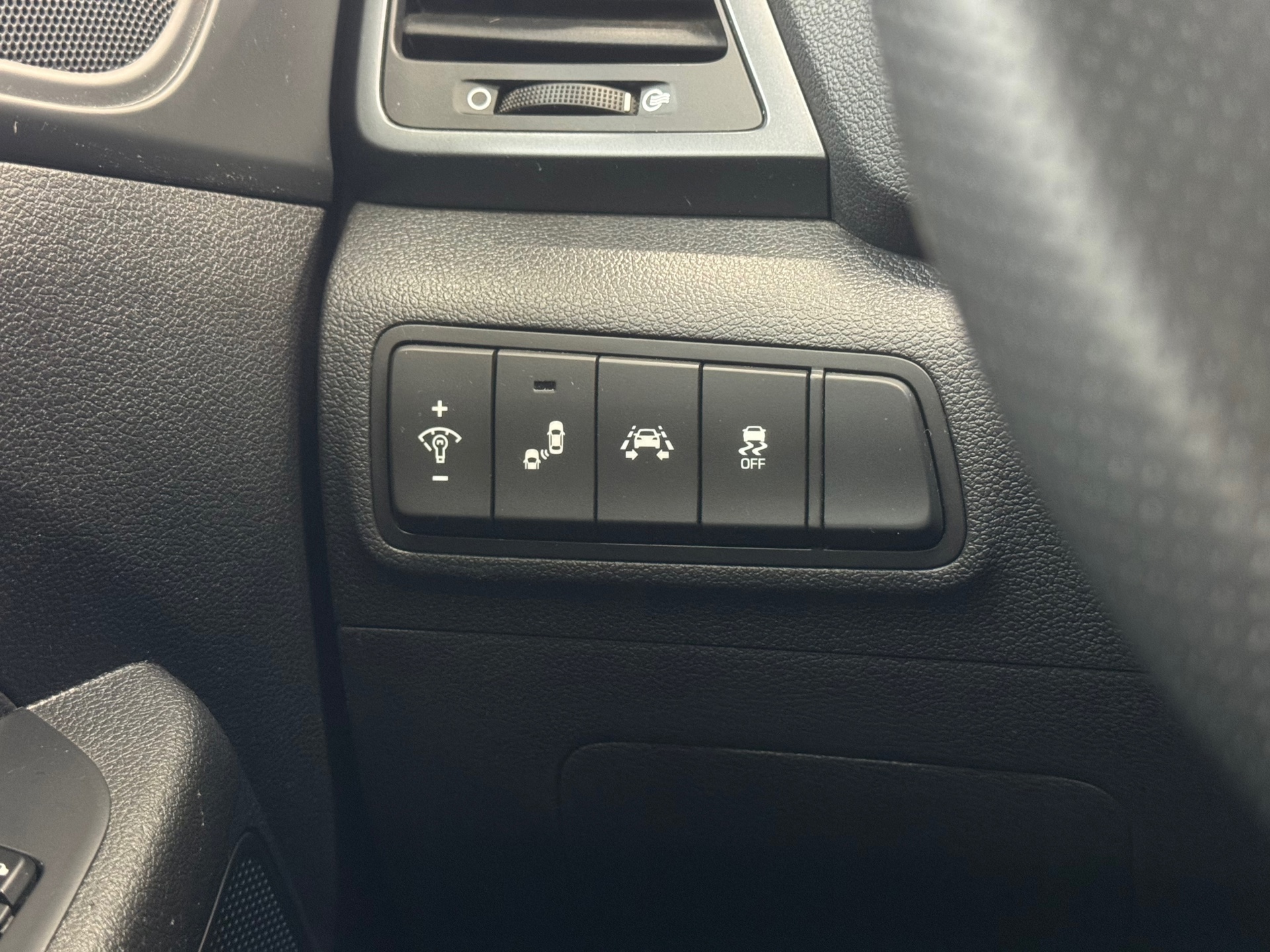 Hyundai Tucson 1.6 T-GDi Comfort (2018), foto 22