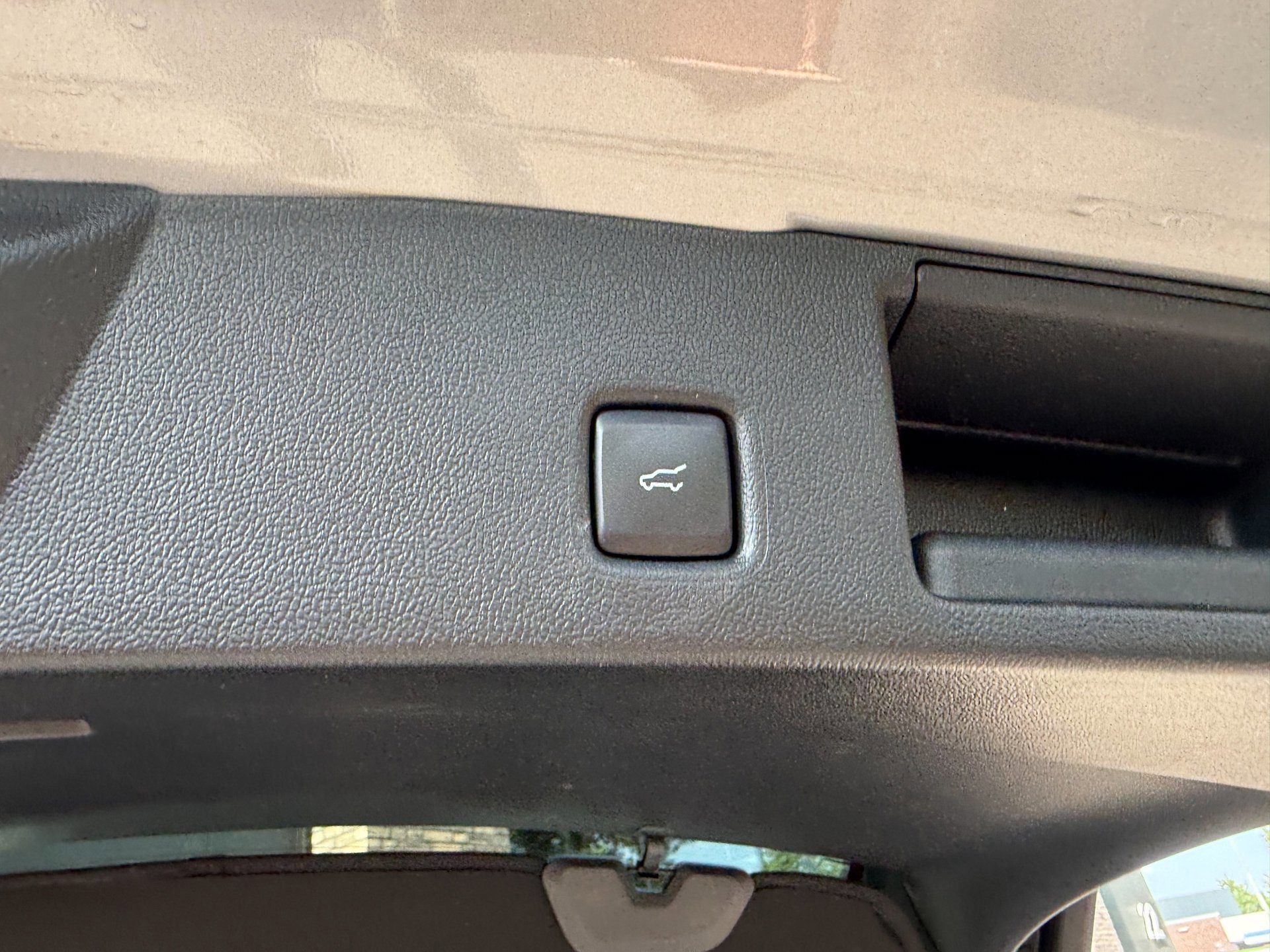 Ford Kuga 2.5 PHEV Active X (2025), foto 36