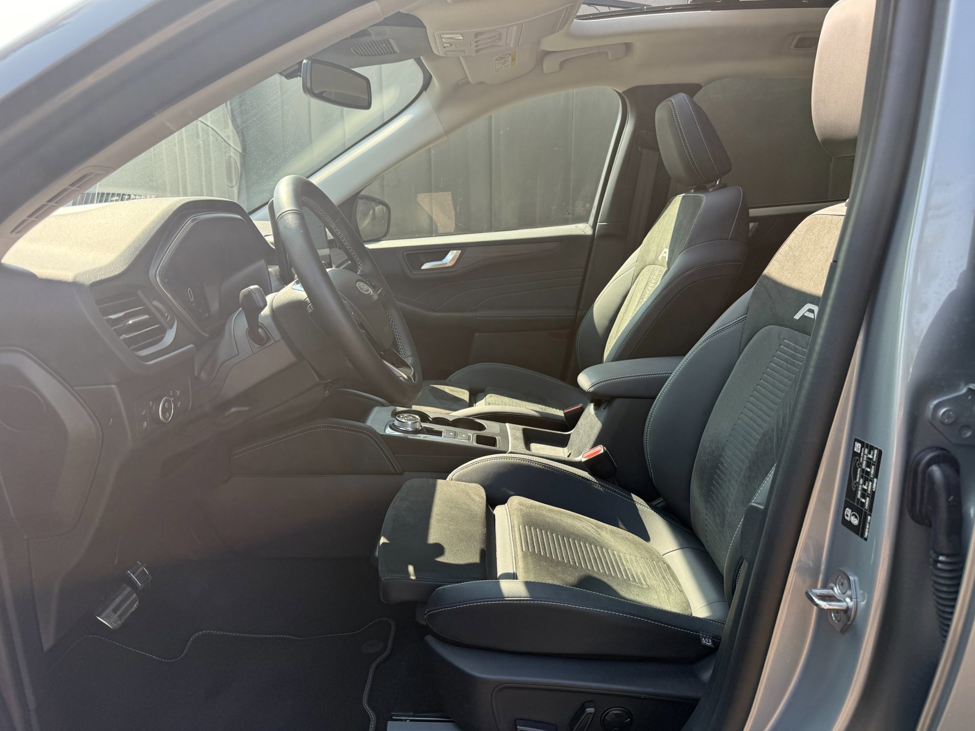 Ford Kuga 2.5 PHEV Active X (2025), foto 10