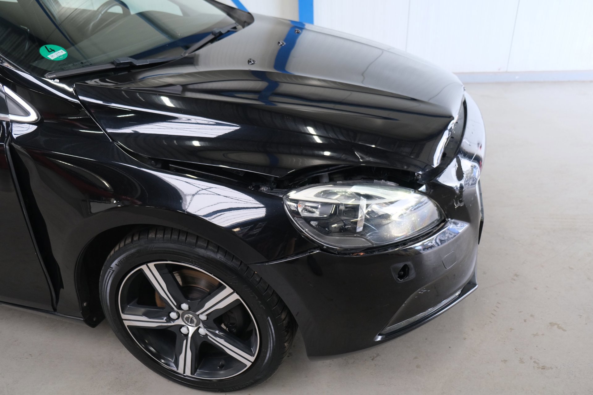 Volvo V40 2.0 T3 Nordic (2016), foto 6