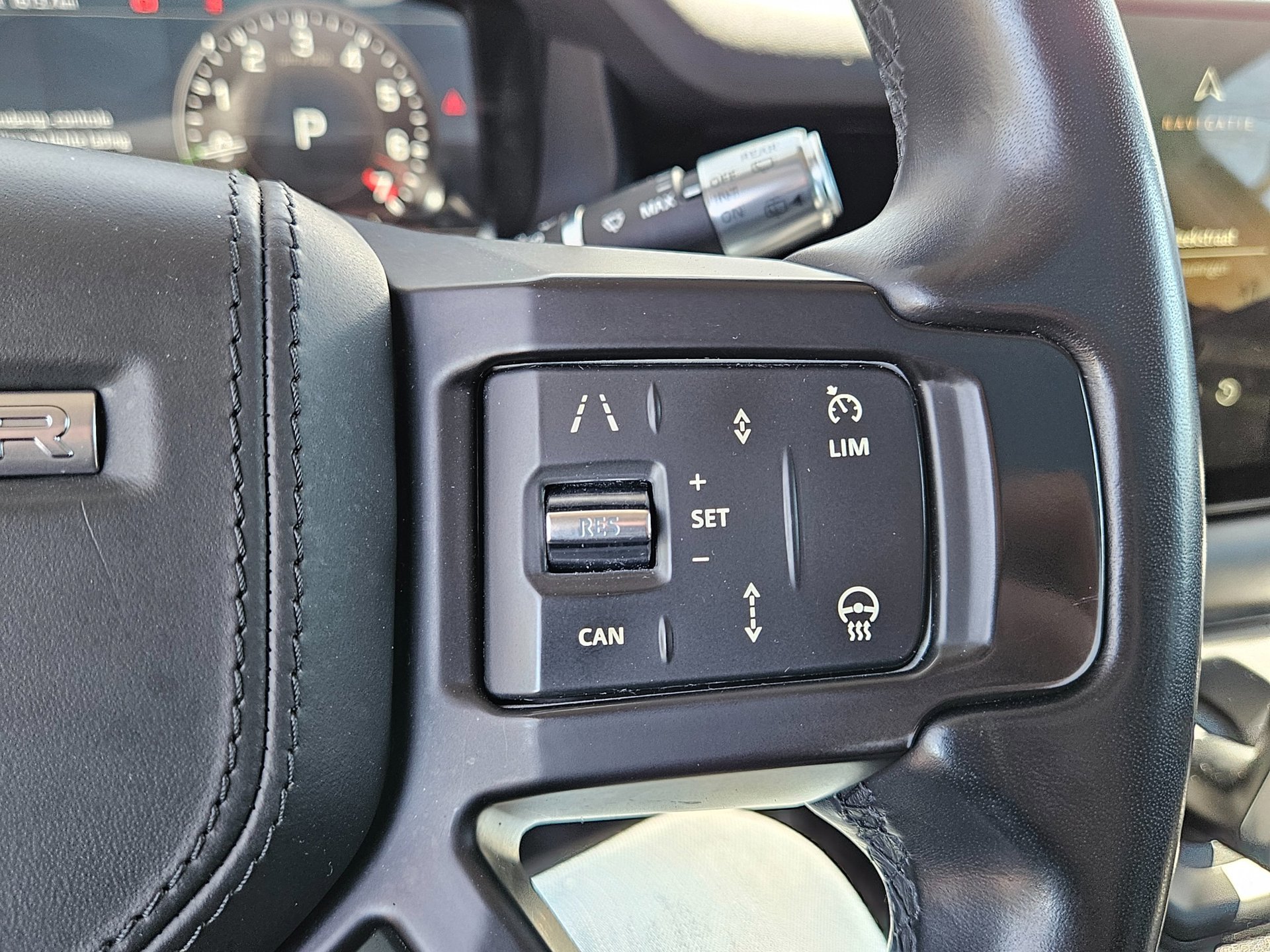 Land Rover Defender 110 2.0 P400e 110 (2021), foto 12