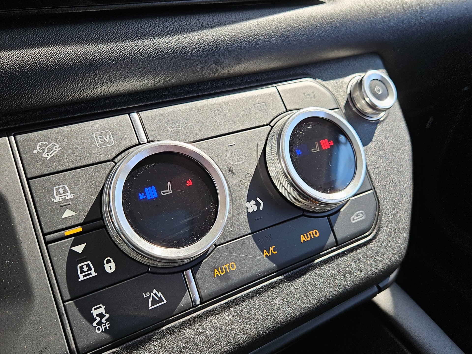 Land Rover Defender 110 2.0 P400e 110 (2021), foto 14
