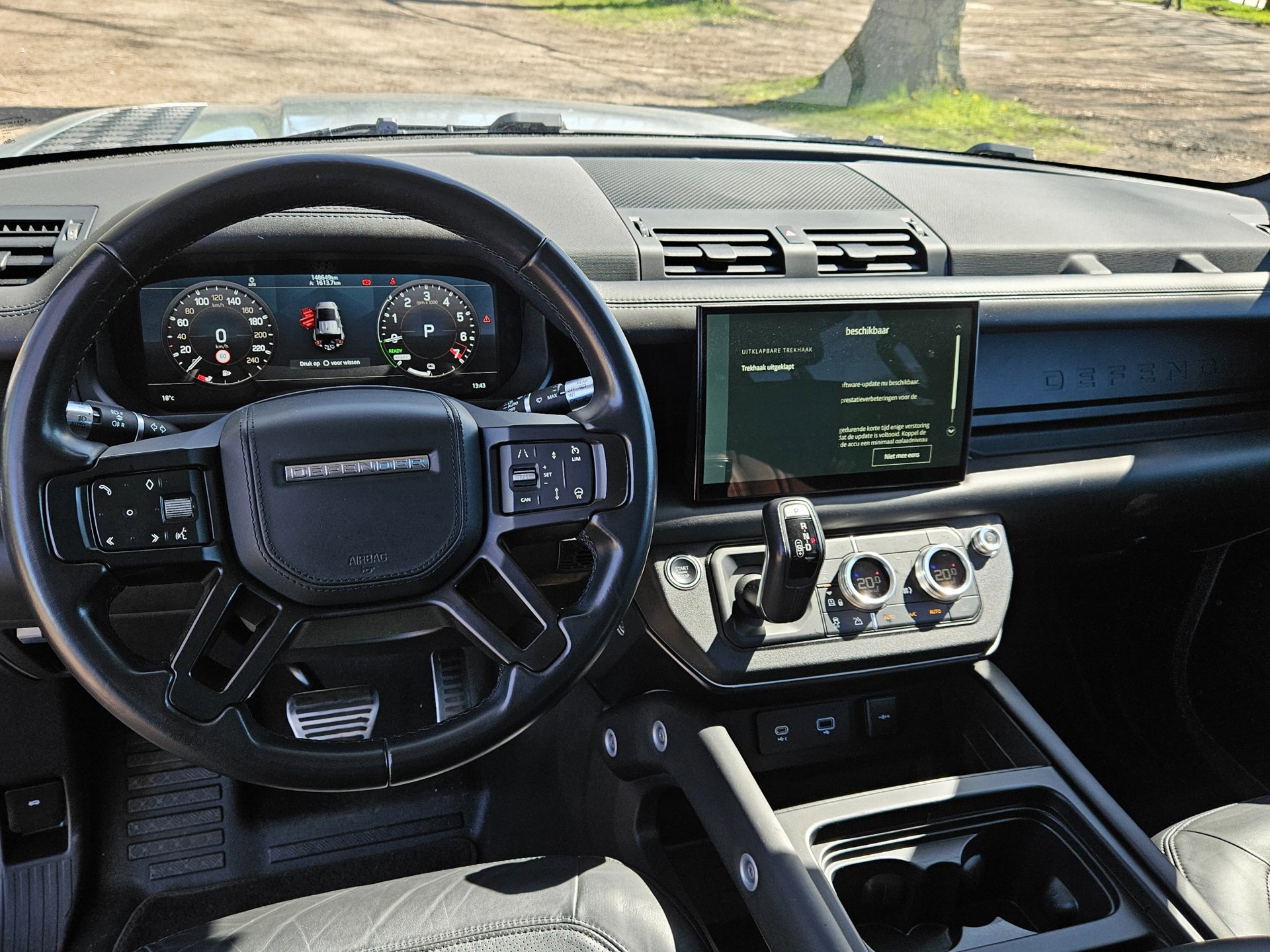 Land Rover Defender 110 2.0 P400e 110 (2021), foto 8