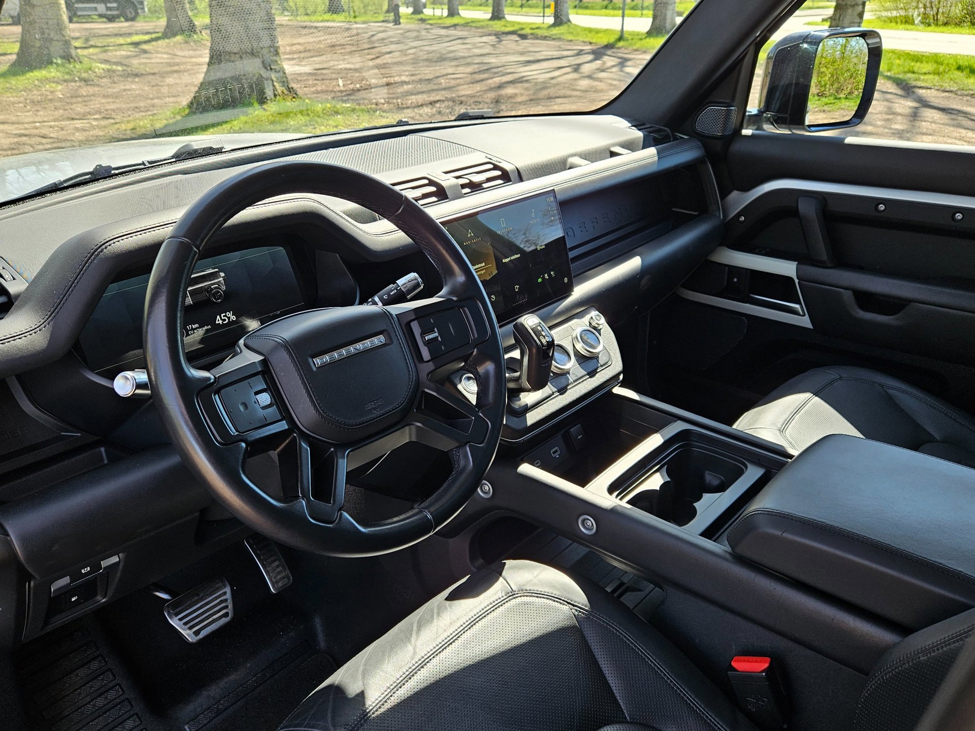 Land Rover Defender 110 2.0 P400e 110 (2021), foto 9