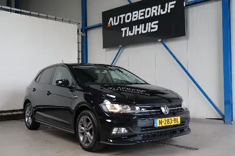 Volkswagen Polo 1.0 TSI Highline Business R-Line (2021)