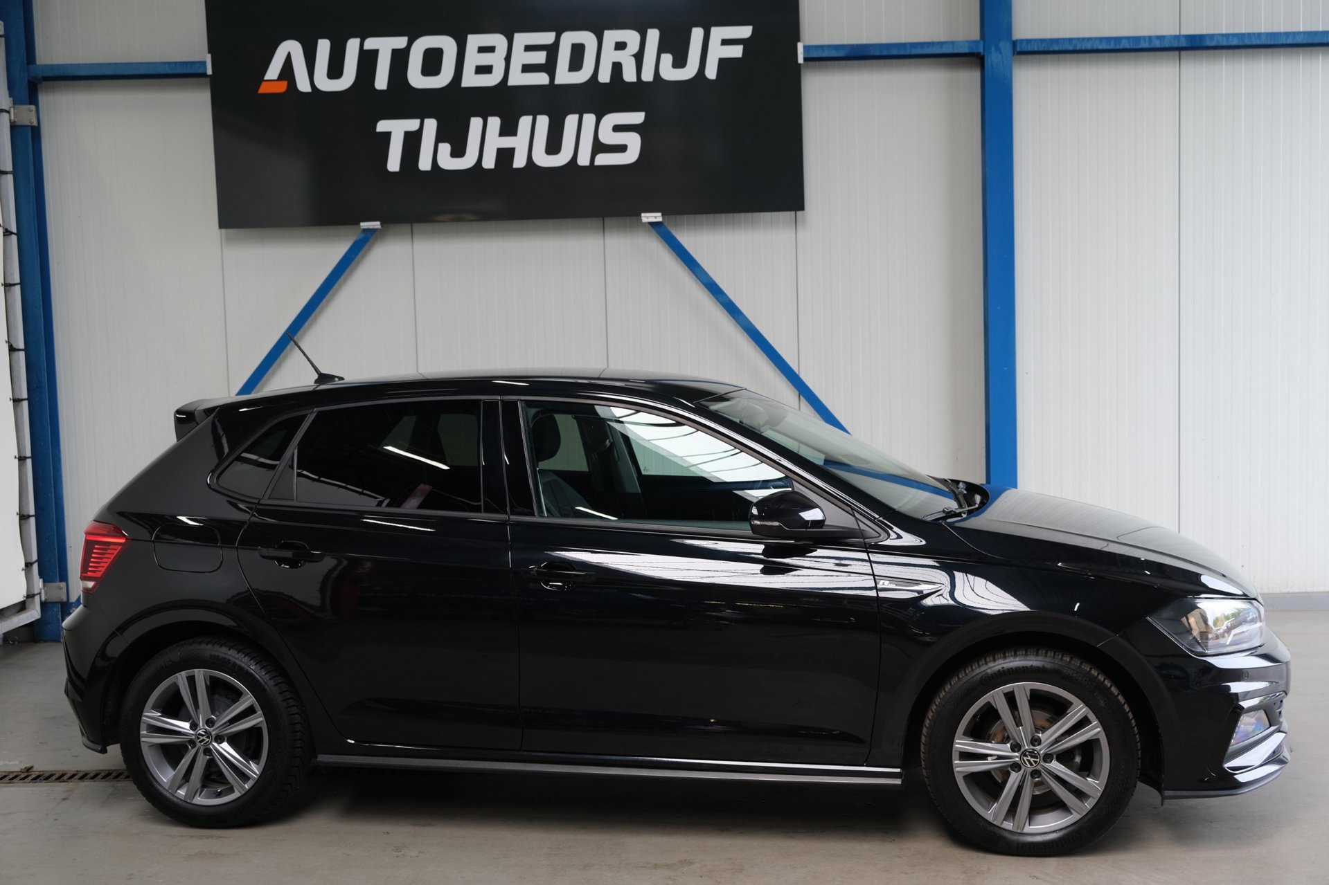Volkswagen Polo 1.0 TSI Highline Business R-Line (2021), foto 2
