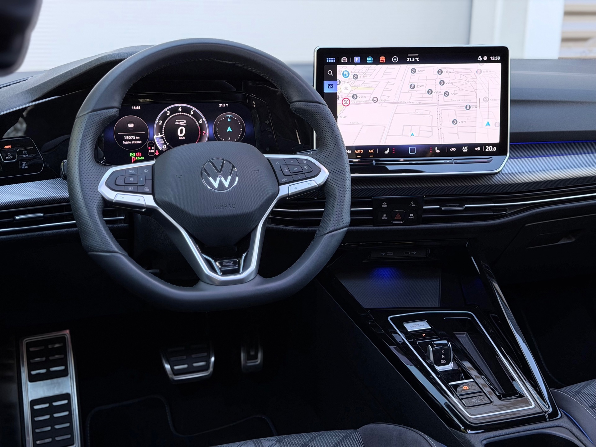 Volkswagen Golf 1.5 eTSI R-Line Edition (2026), foto 12