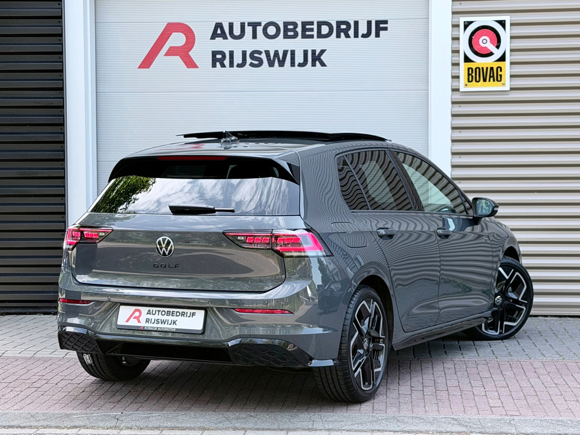 Volkswagen Golf 1.5 eTSI R-Line Edition (2026), foto 4