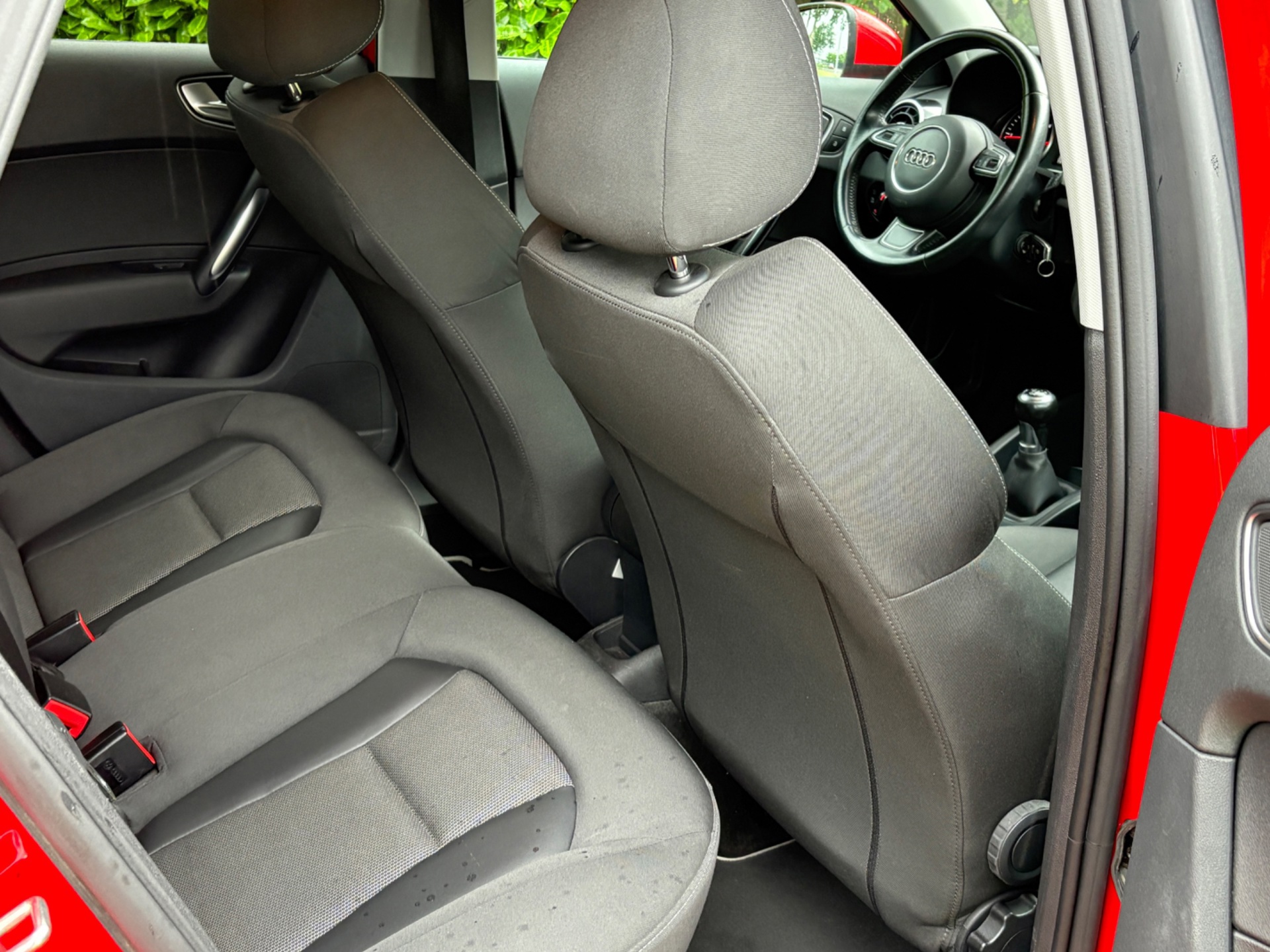 Audi A1 Sportback 1.4 TDI Sport S line Edition (2017), foto 13