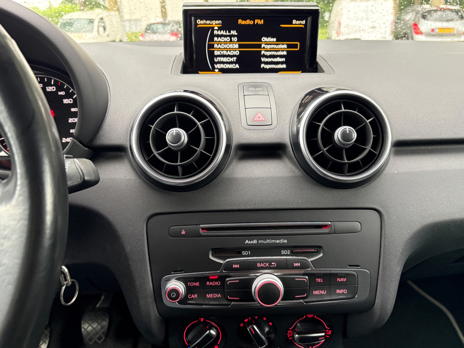 Audi A1 Sportback 1.4 TDI Sport S line Edition (2017), foto 20