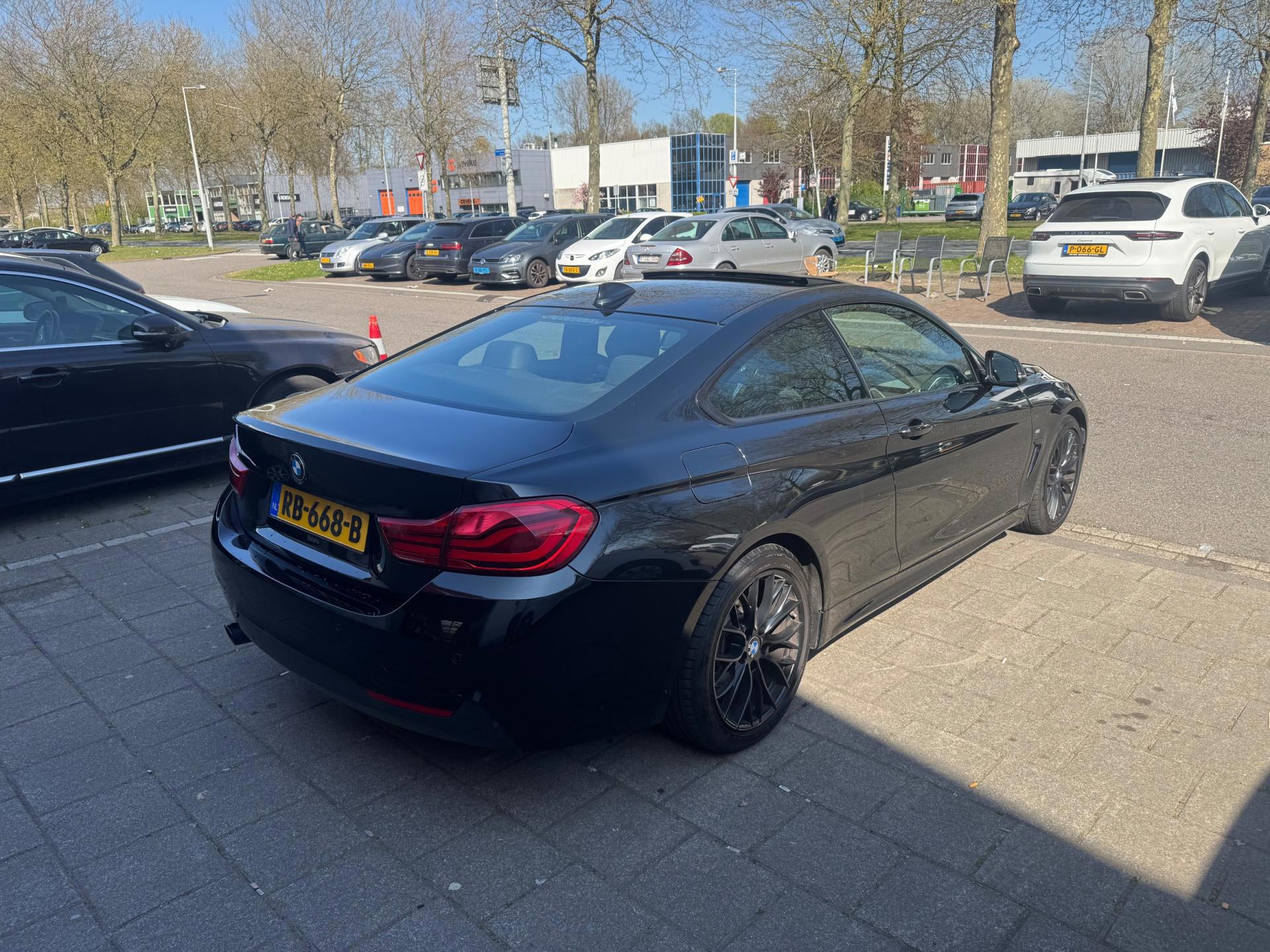BMW 4-serie Coupé 418i High (2017), foto 3