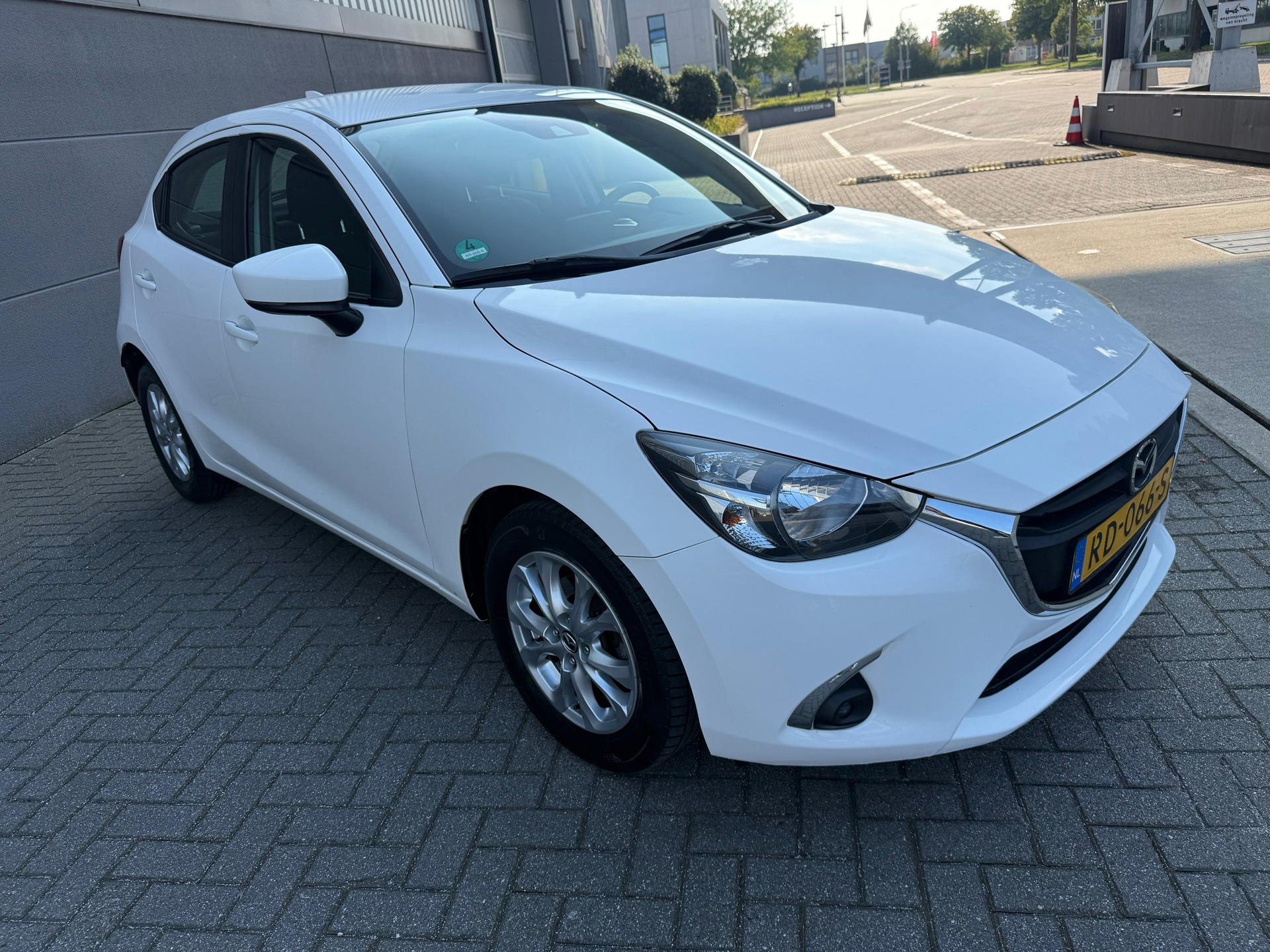 Mazda 2 1.5 Skyactiv-G Dynamic (2017), foto 3