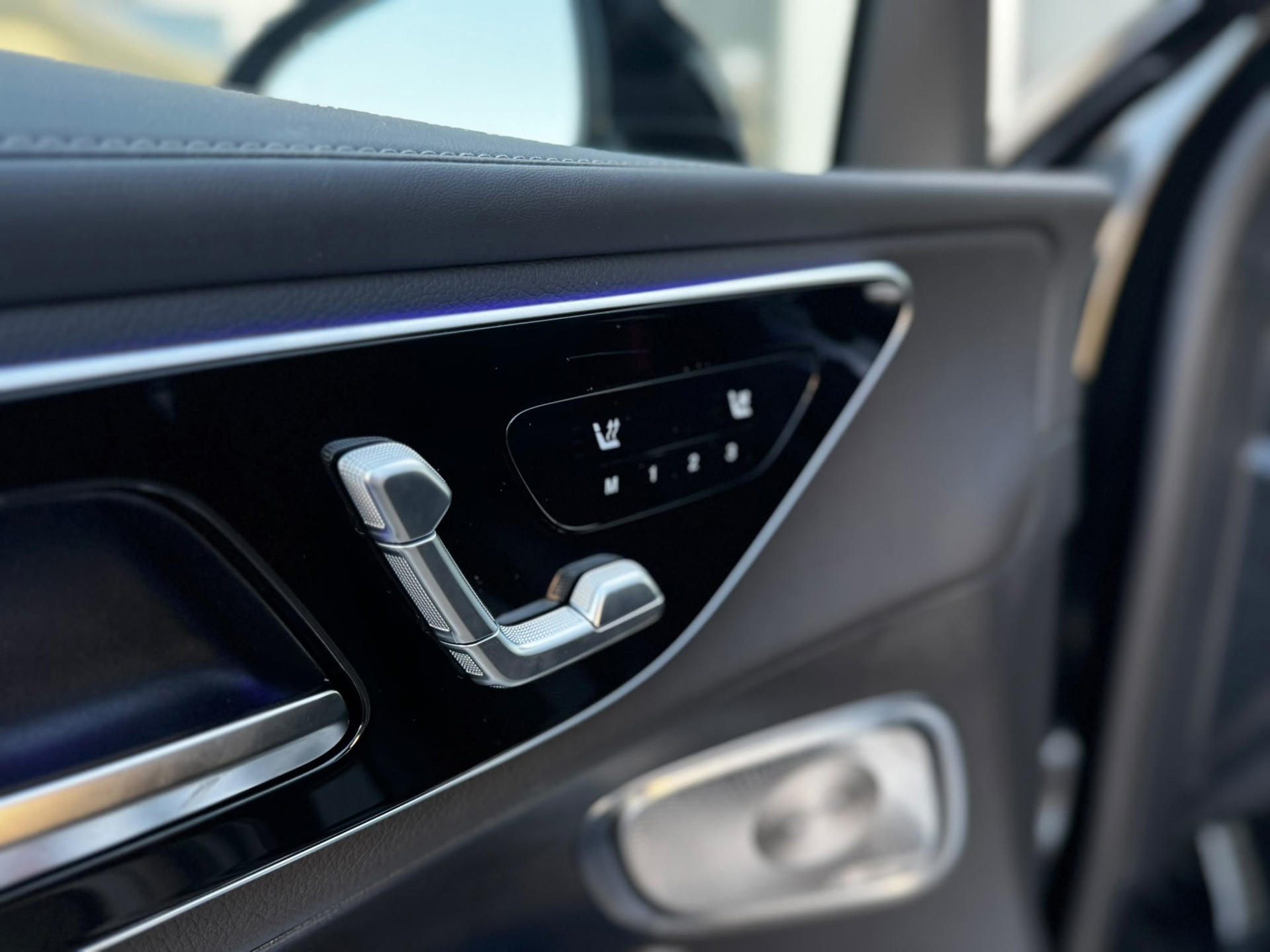 Mercedes-Benz GLC-klasse 300 4MATIC AMG Line (2024), foto 26