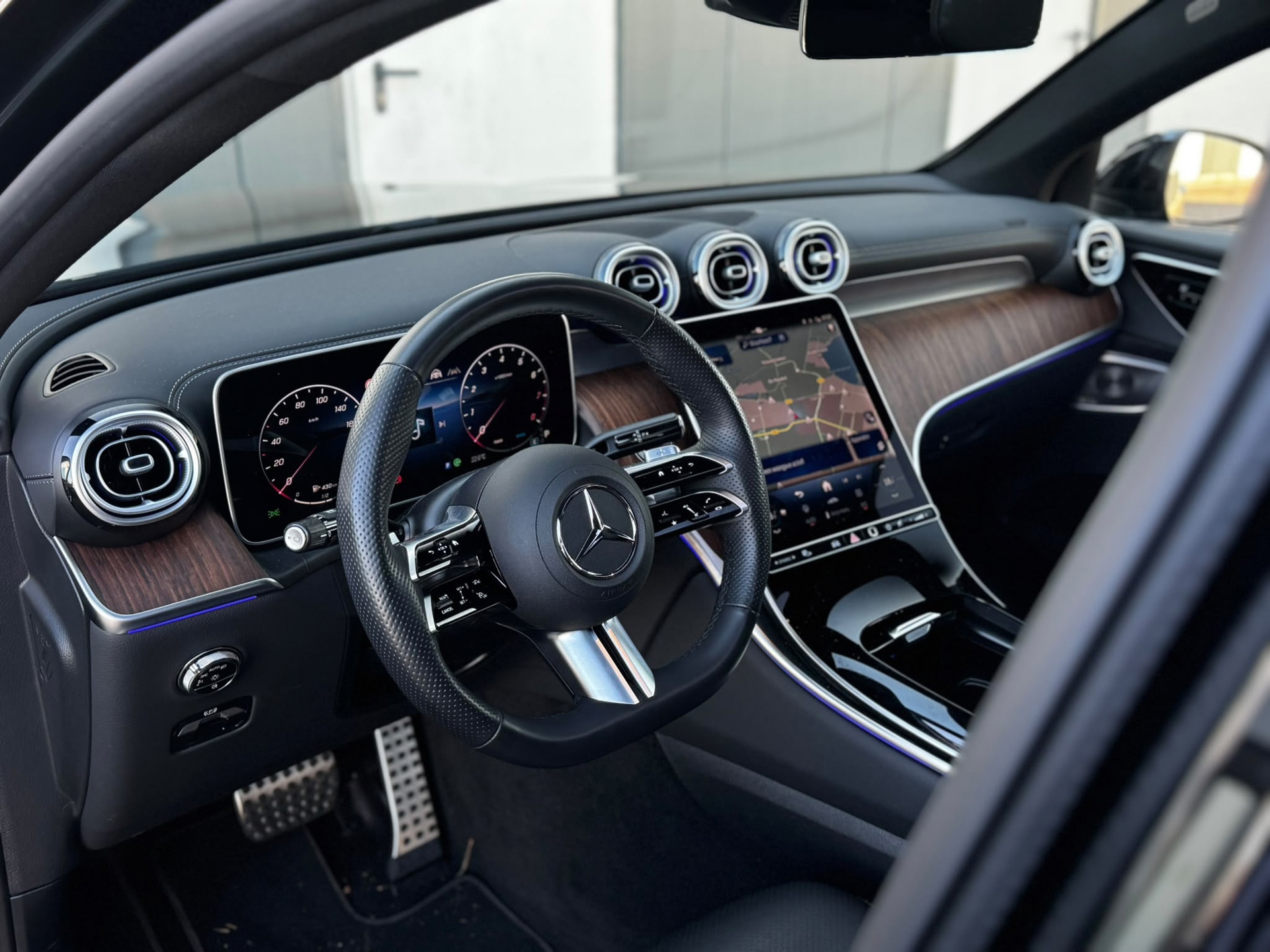 Mercedes-Benz GLC-klasse 300 4MATIC AMG Line (2024), foto 10