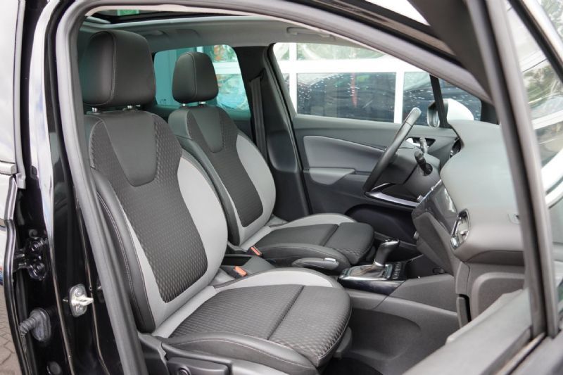 Opel Crossland X 1.2 Turbo (2019), foto 13