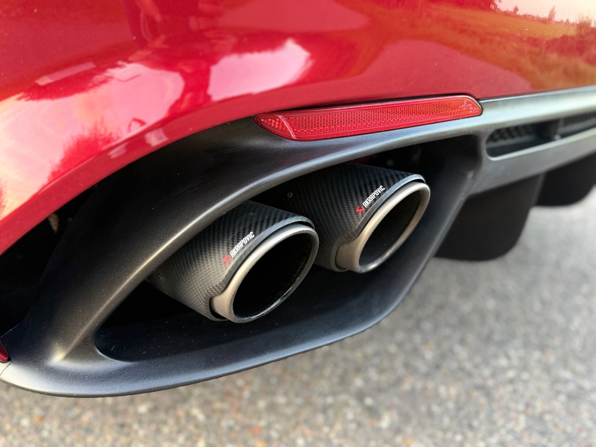 Alfa Romeo Giulia 2.9 V6 Quadrifoglio (2018), foto 24