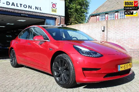Tesla Model 3 RWD Plus 60 kWh (2020)