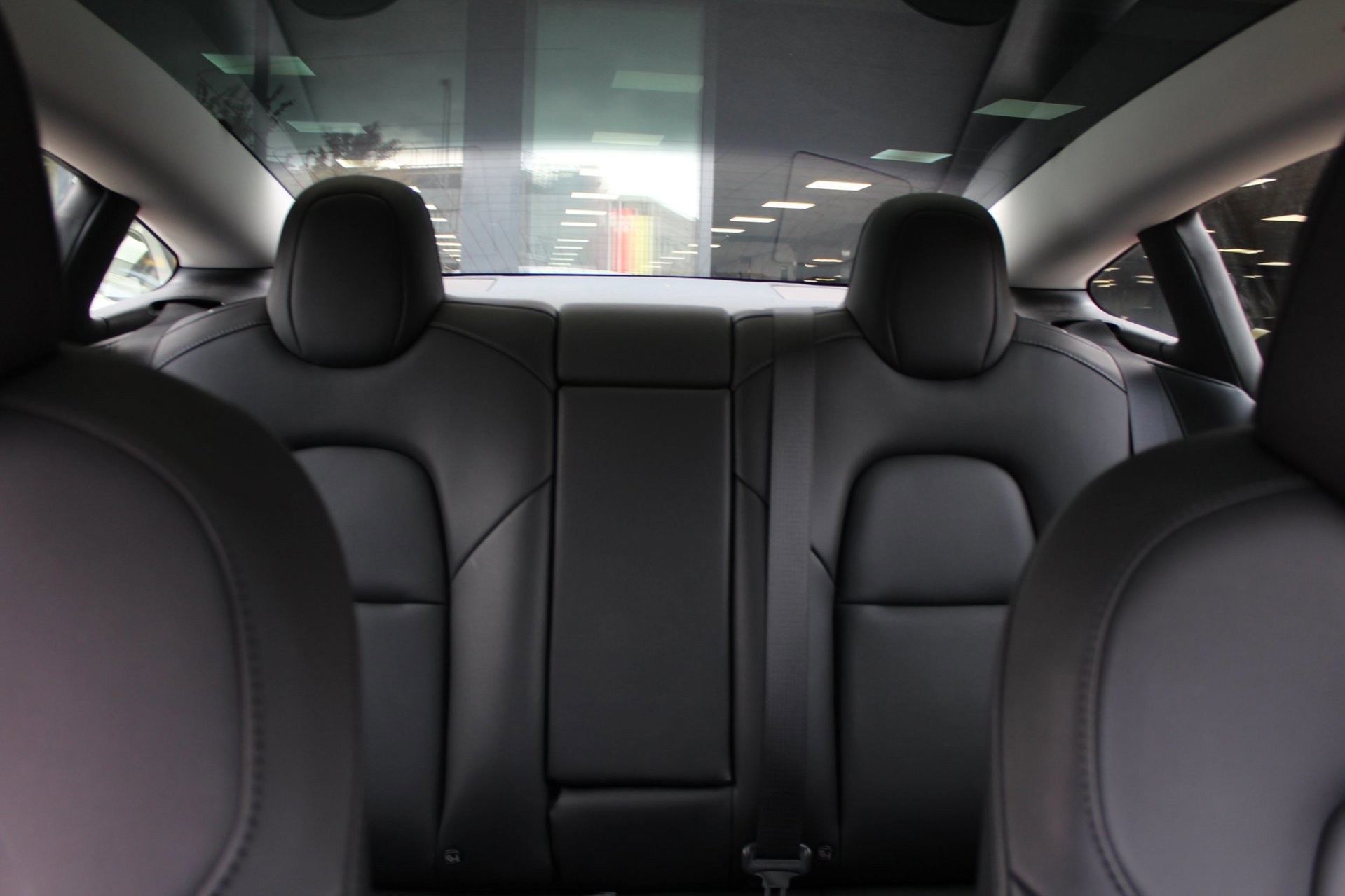 Tesla Model 3 RWD Plus 60 kWh (2020), foto 18
