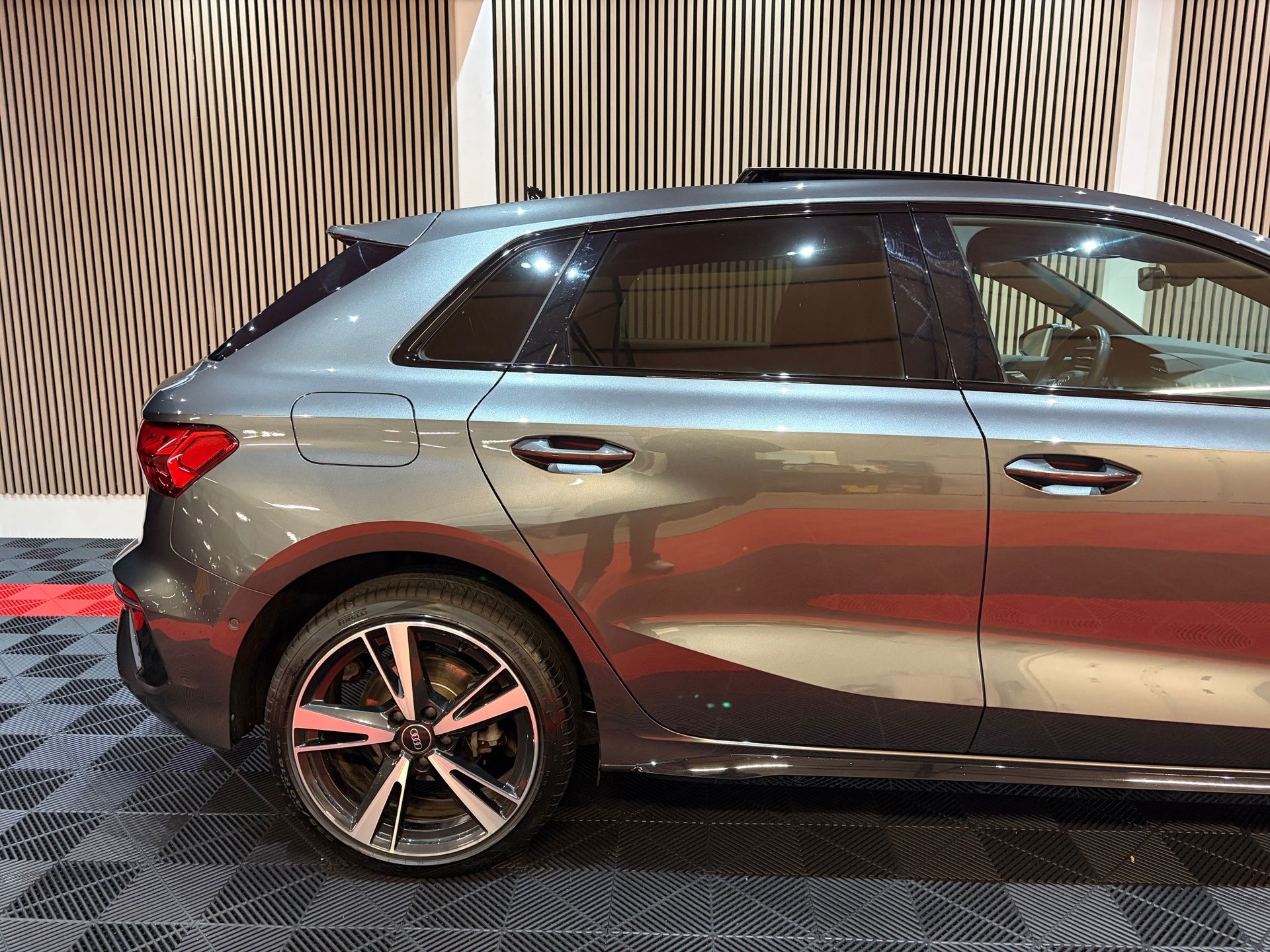 Audi A3 Sportback 40 TFSI e Edition S-Line (2023), foto 4