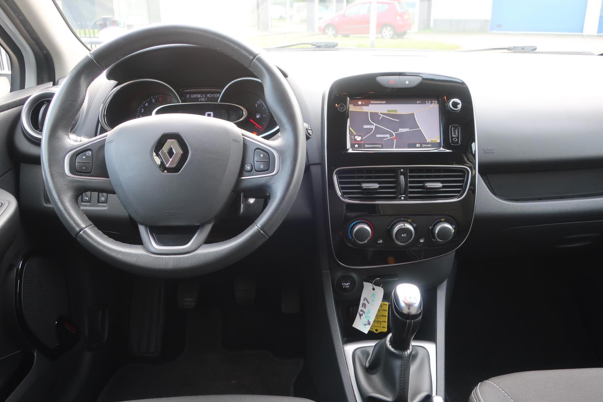 Renault Clio Estate 0.9 TCe Limited (2016), foto 12