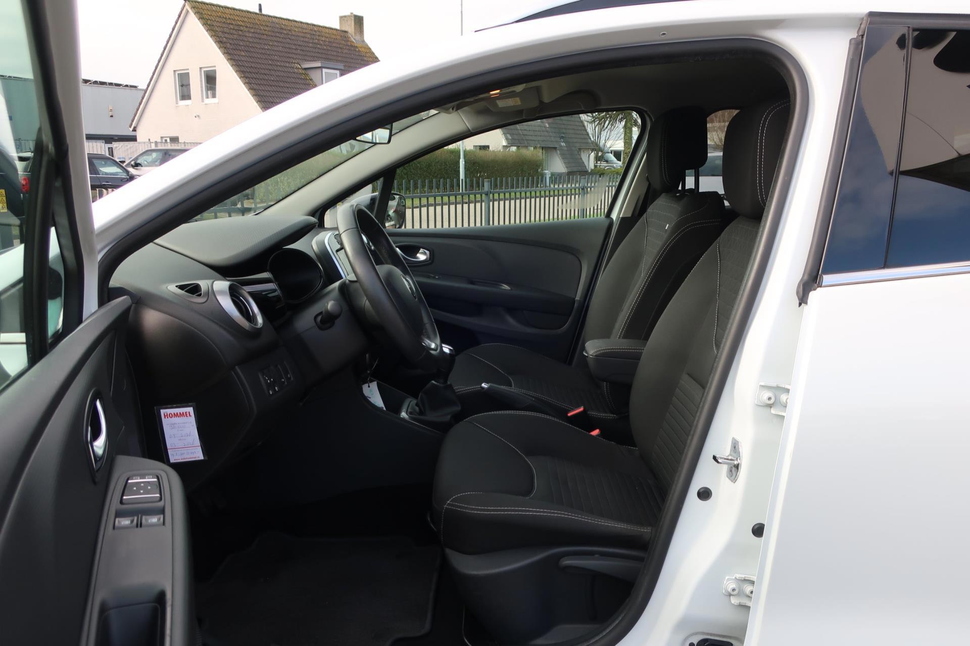 Renault Clio Estate 0.9 TCe Limited (2016), foto 19