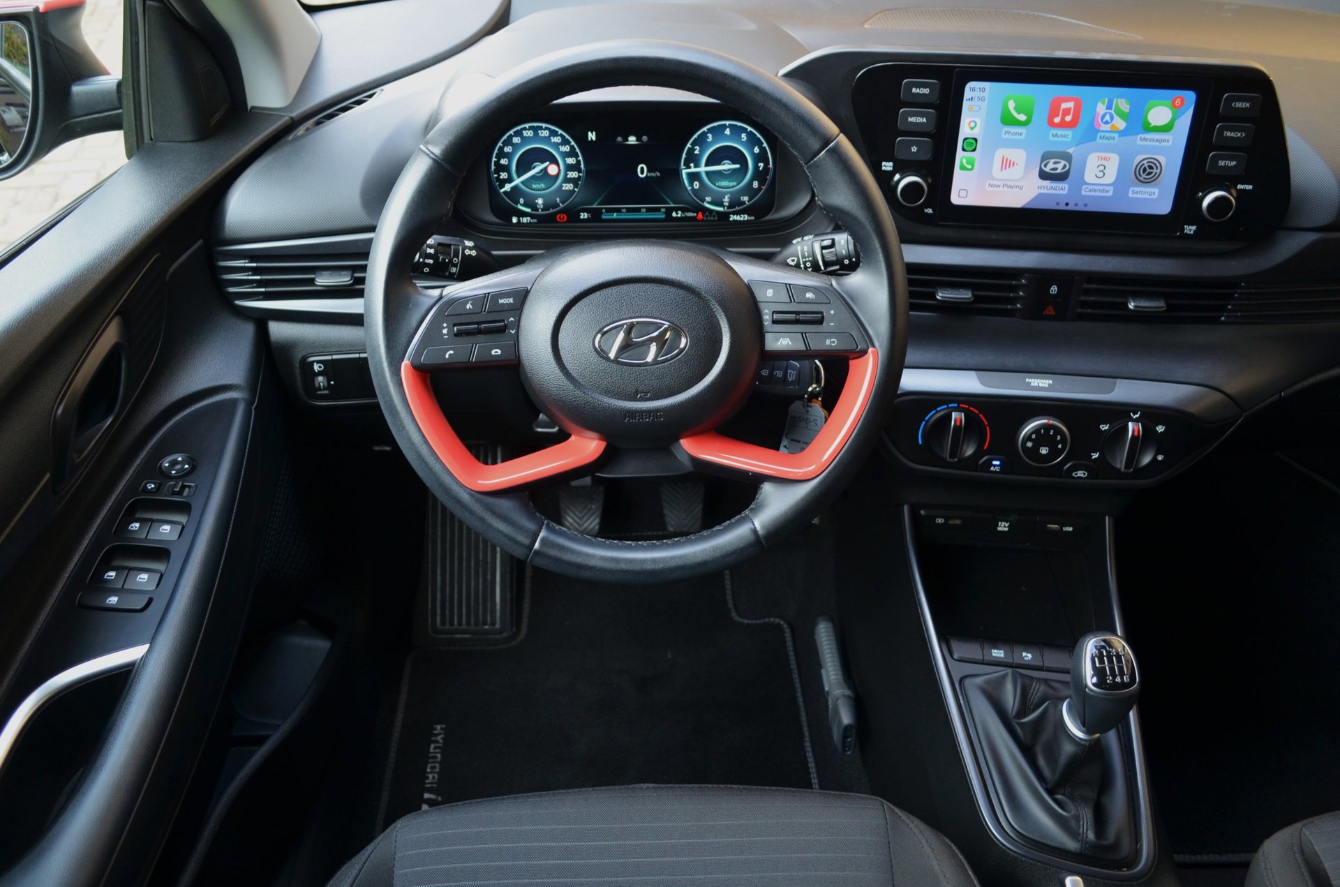 Hyundai I20 1.0 T-GDI Comfort (2023), foto 8
