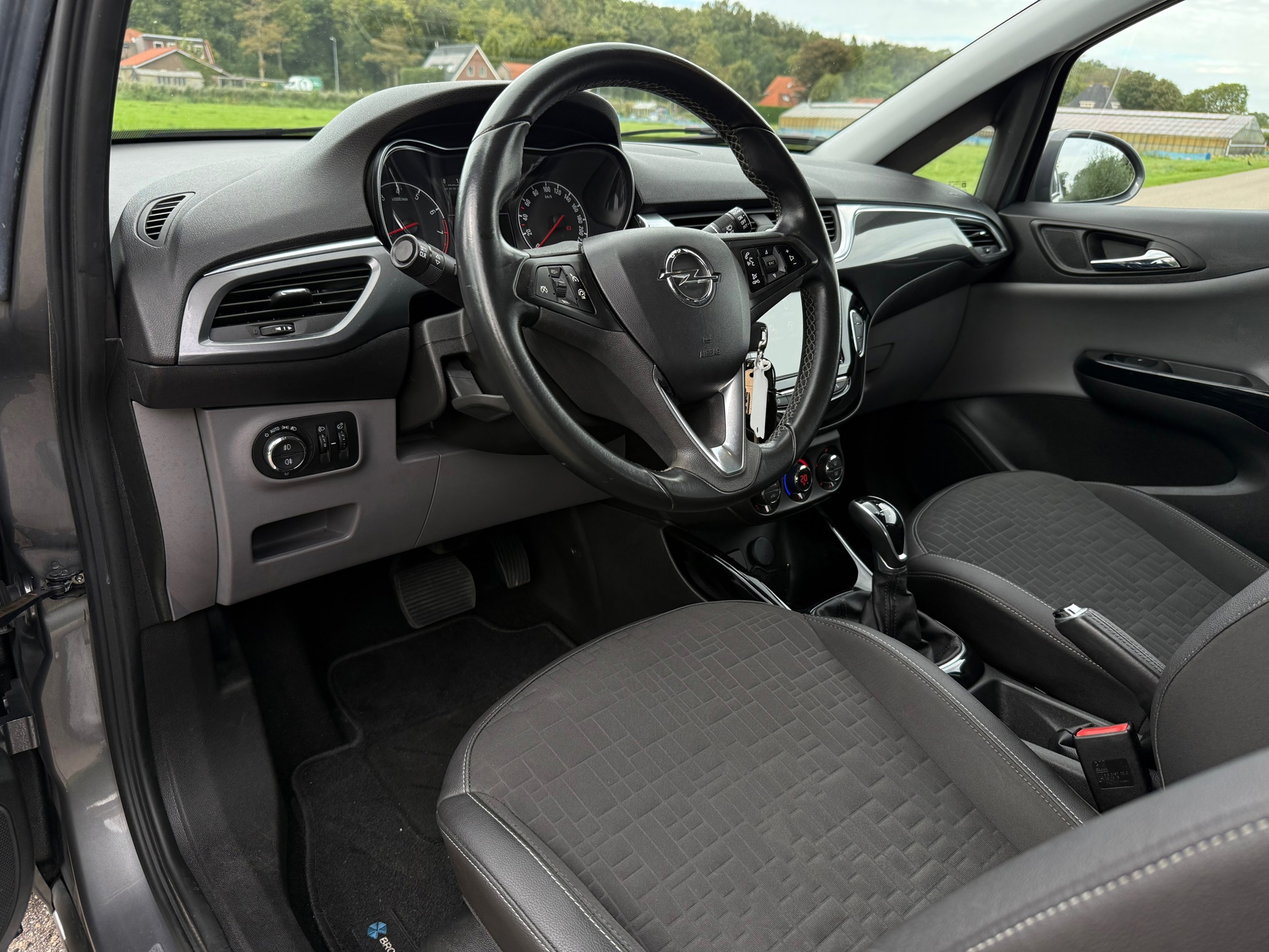 Opel Corsa 1.4 Innovation (2016), foto 4