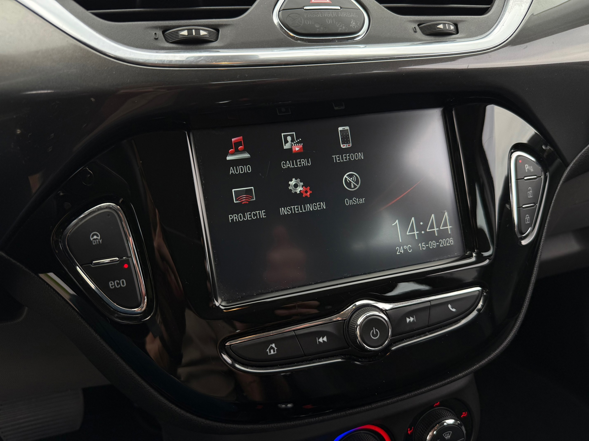 Opel Corsa 1.4 Innovation (2016), foto 5