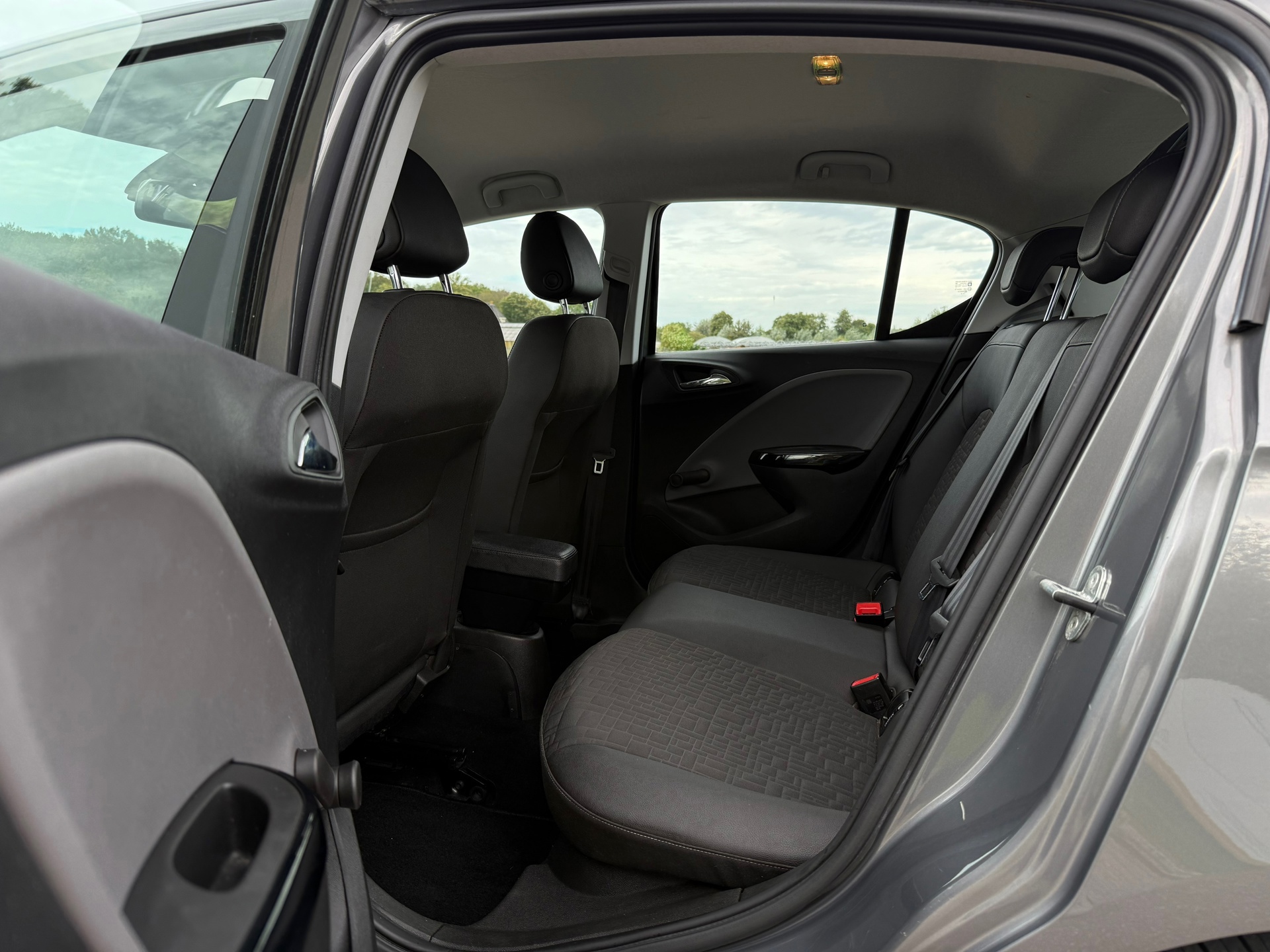 Opel Corsa 1.4 Innovation (2016), foto 8