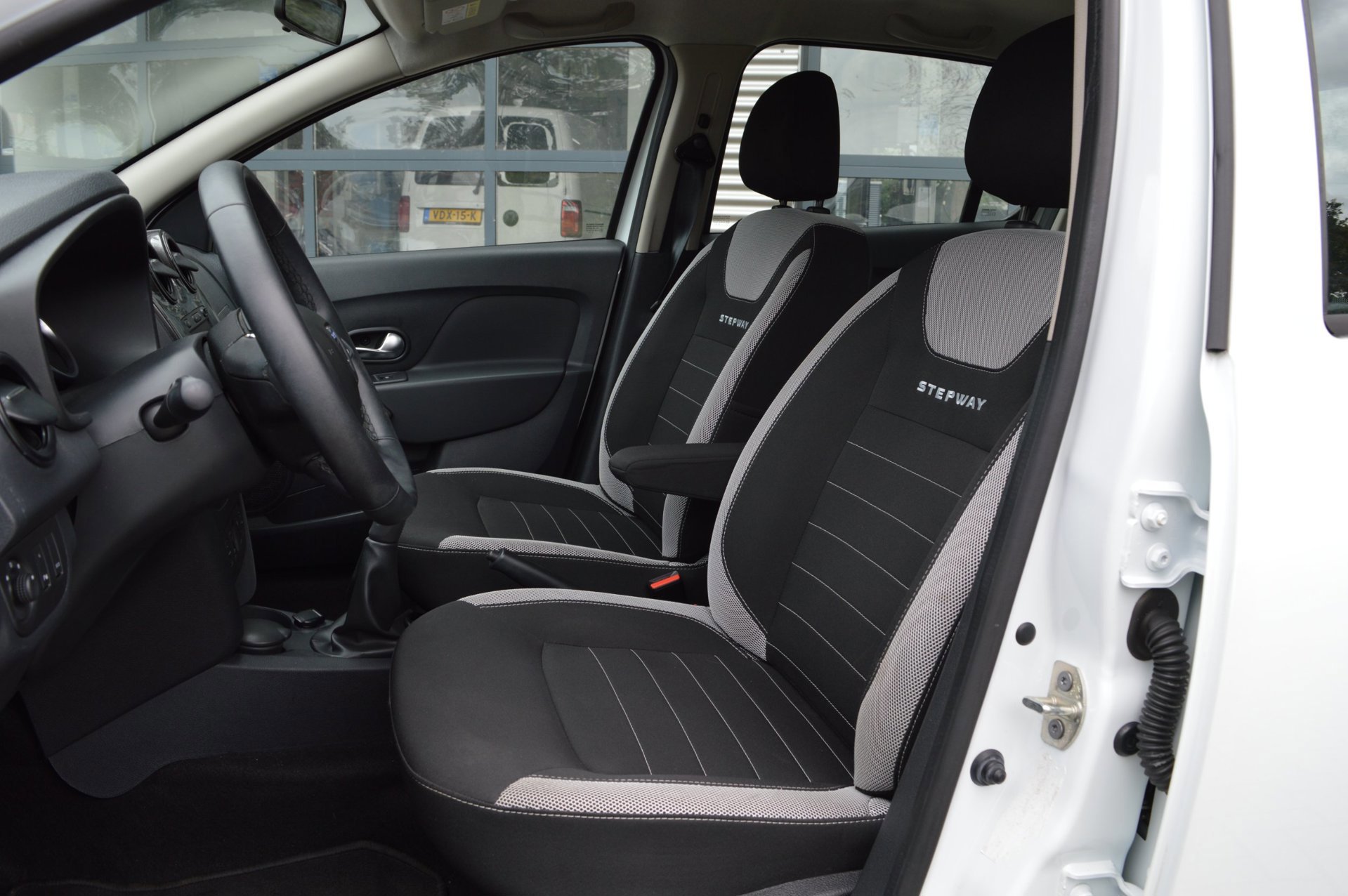 Dacia Sandero 0.9 TCe Stepway (2020), foto 13