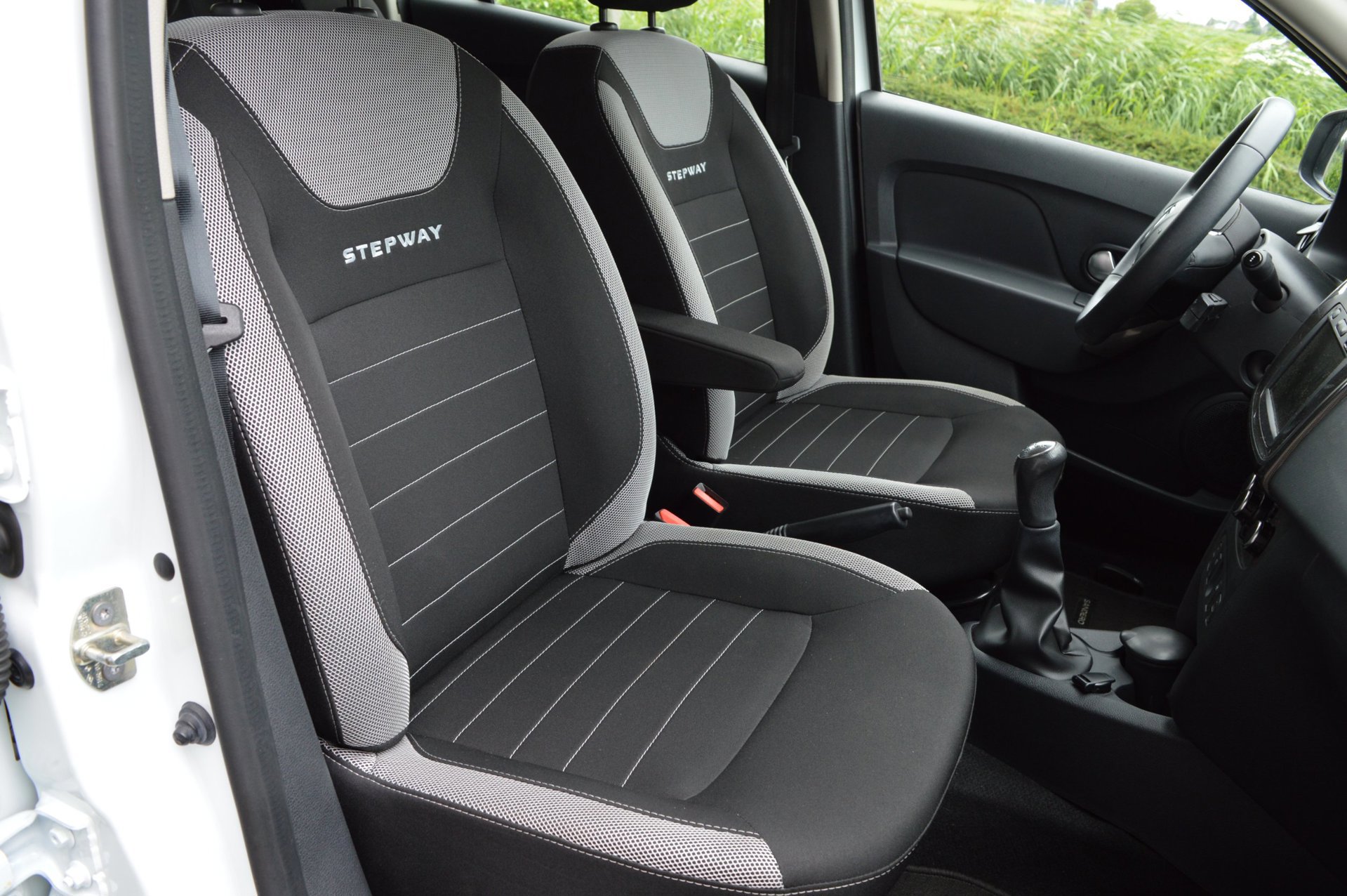Dacia Sandero 0.9 TCe Stepway (2020), foto 17