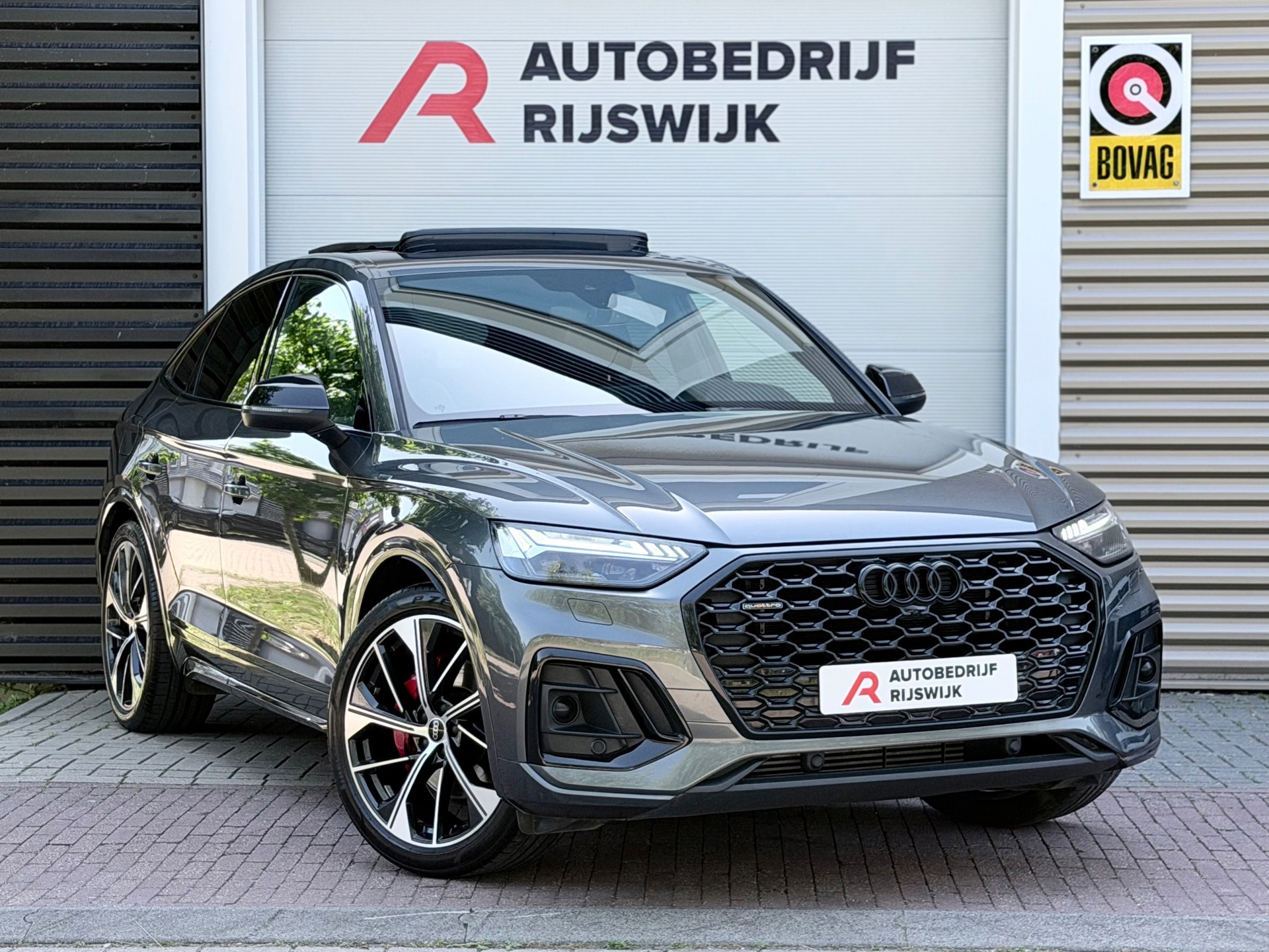 Audi Q5 Sportback 55 TFSI e S edition (2023), foto 6