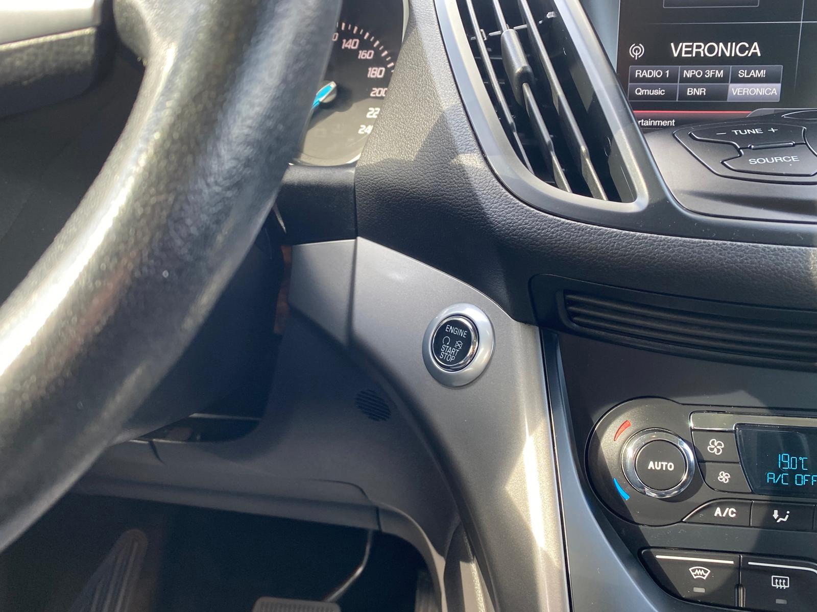 Ford Kuga 1.5 Titanium Styling Pack 4WD (2016), foto 20