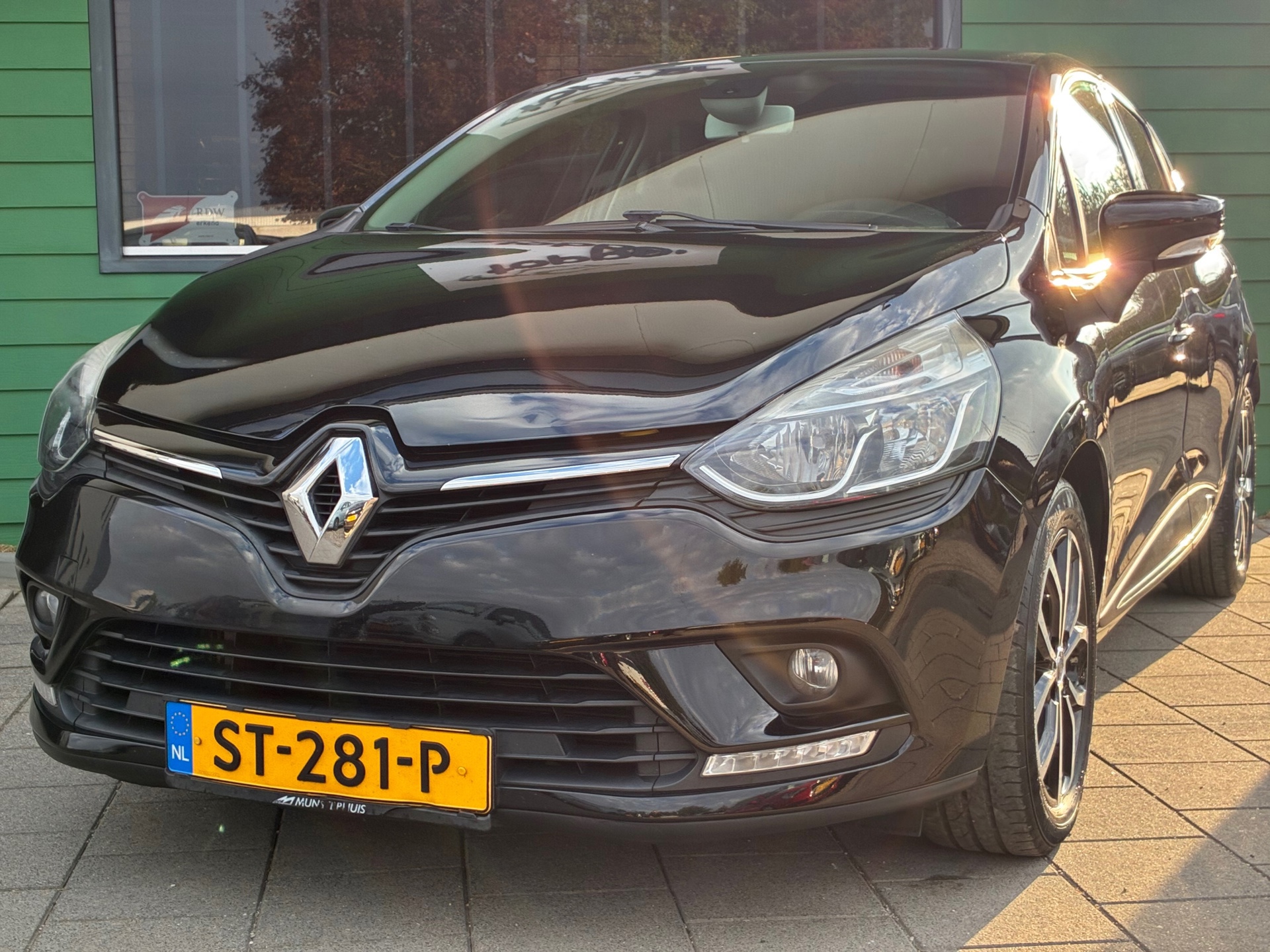 Renault Clio 0.9 TCe Limited (2017), foto 4