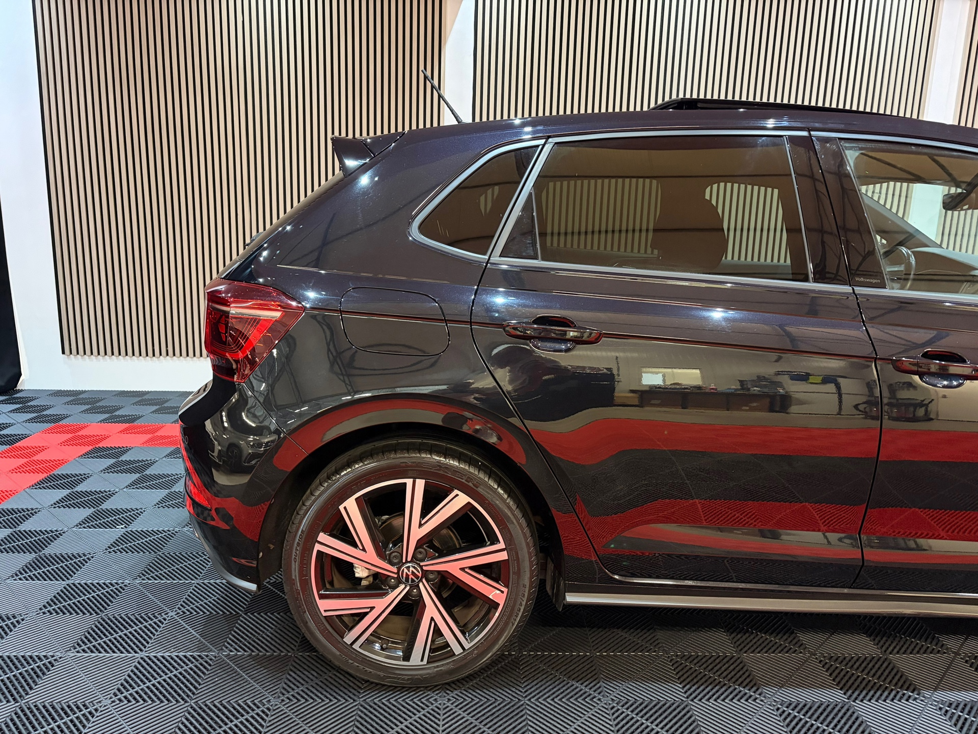 Volkswagen Polo 1.0 TSI R-Line Business originele km's (2023), foto 4