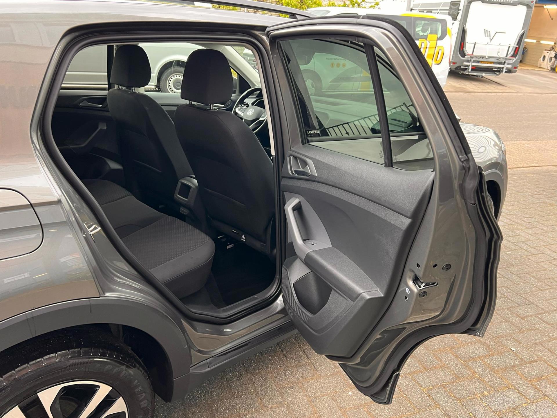 Volkswagen T-Cross 1.0 TSI united (2021), foto 10